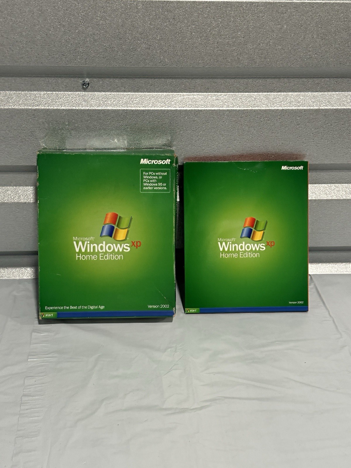 Microsoft Windows XP Home Edition – Full Version with Service Pack 2 CD-ROM