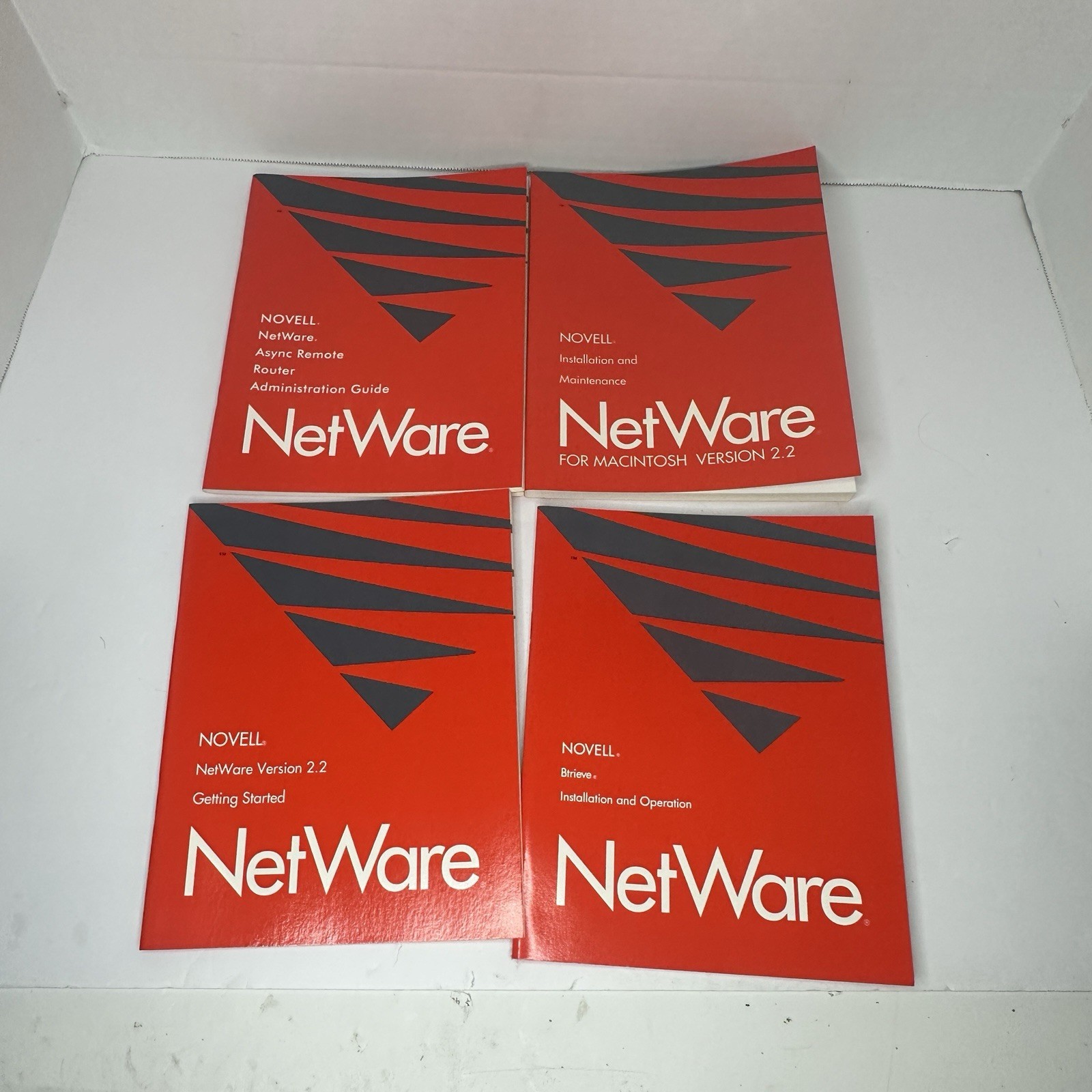 Netware Kit v2.2 by Novell Operating System Floppy Disks & Books Open Box Vtg