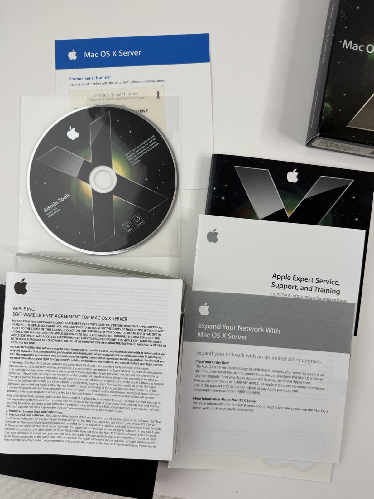 Apple Mac OS X Version 10.5 Leopard Server 10-Client License (MB005Z/A)