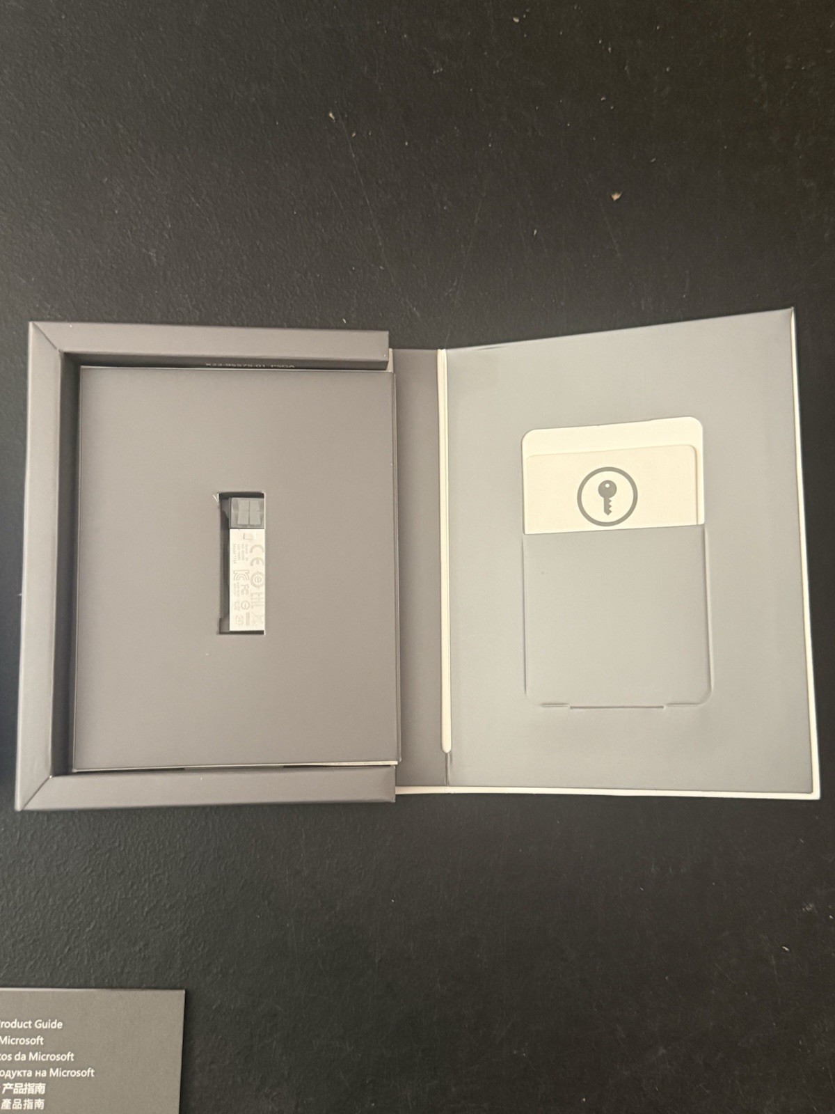 Microsoft Windows 11 Home USB License Product Key 64 Bit HAJ-00108 Activation