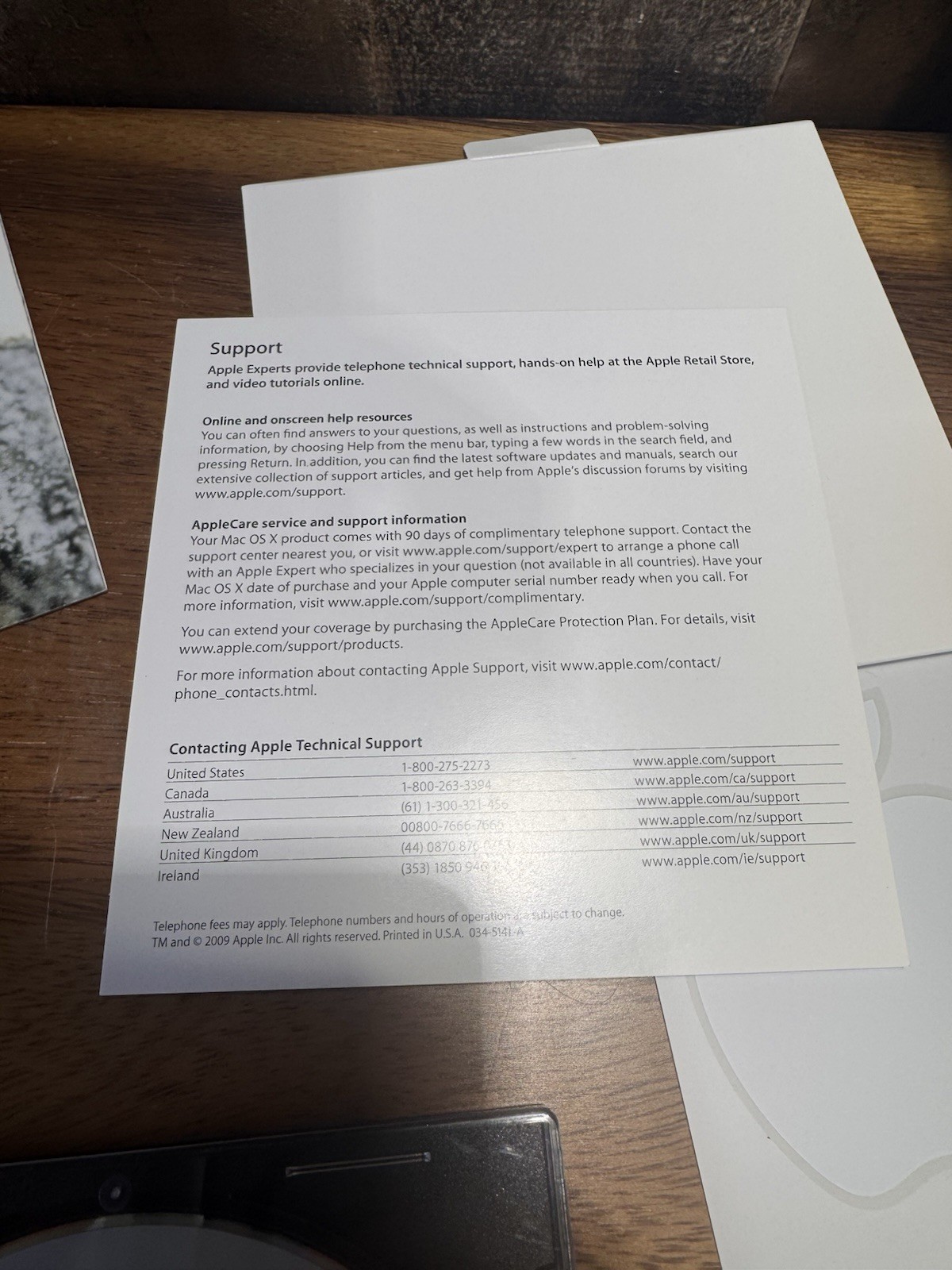Apple Mac OS X Snow Leopard 10.6.3 Retail Install DVD MC573Z/A With Stickers