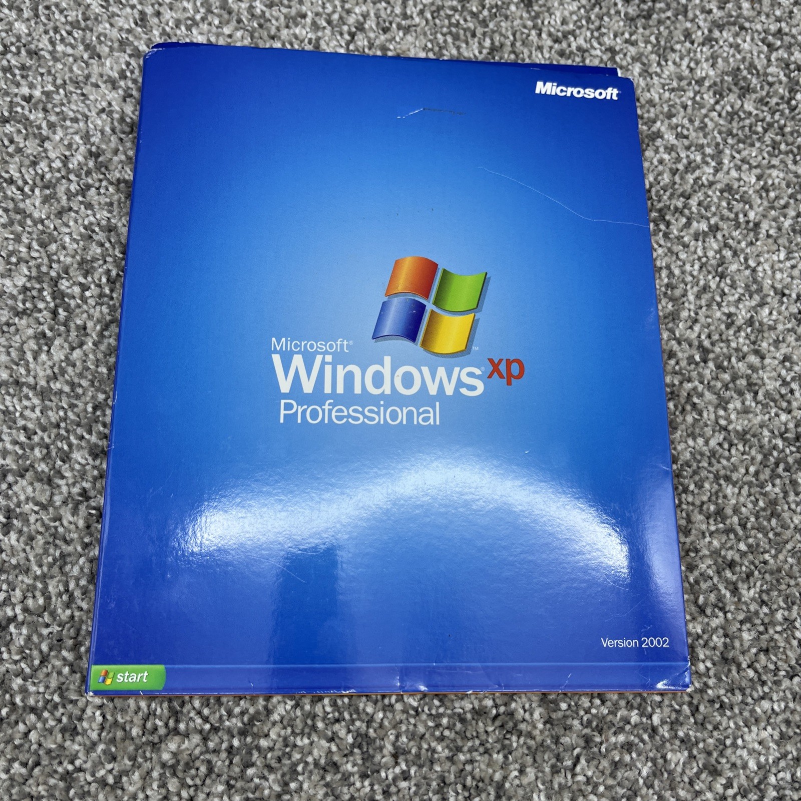 Windows XP Professional 2002 Edition Upgrade W/ Product Key Service Pack 1
