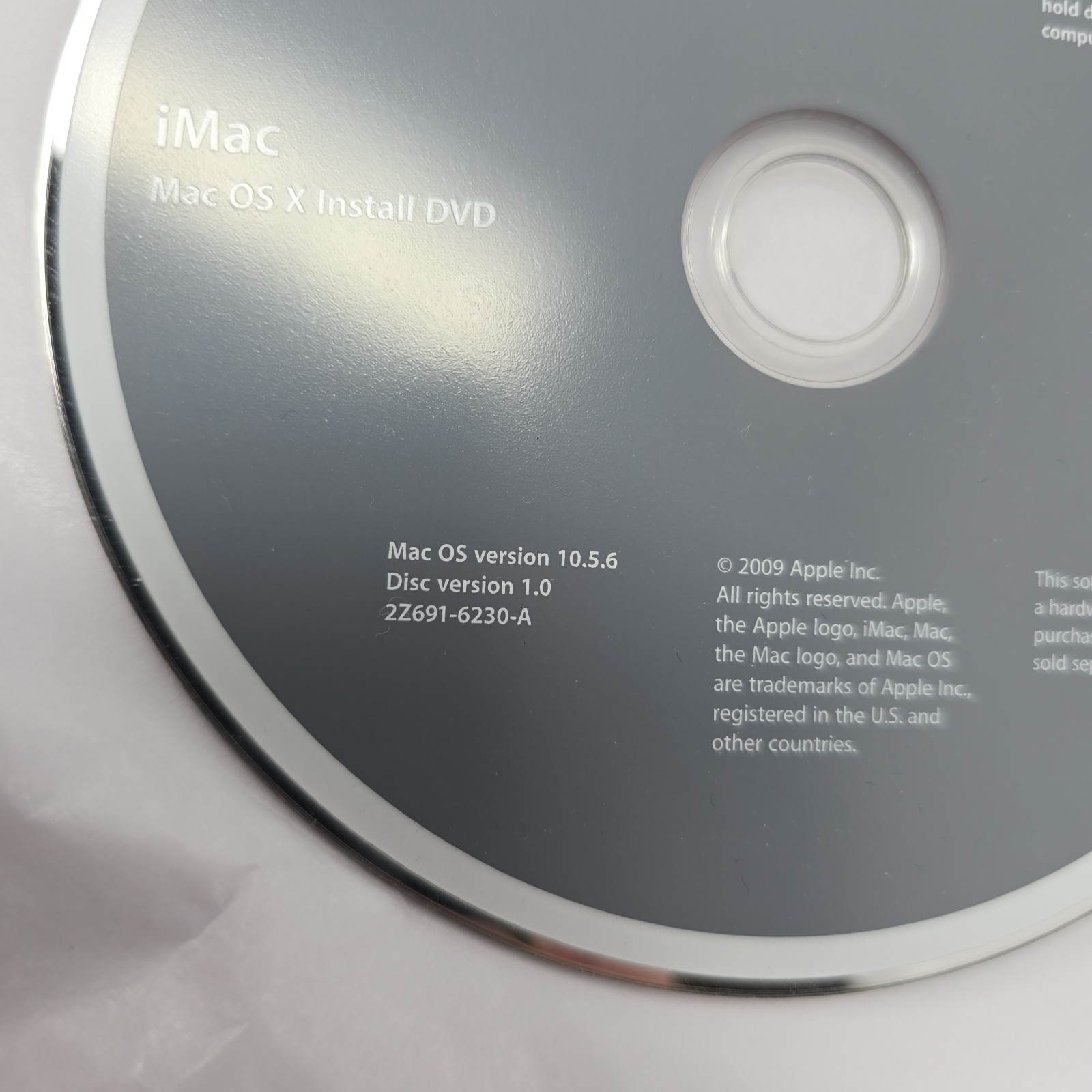 Apple MacBook Mac OS X 10.5.6 Install DVD English 2Z691-6230-A