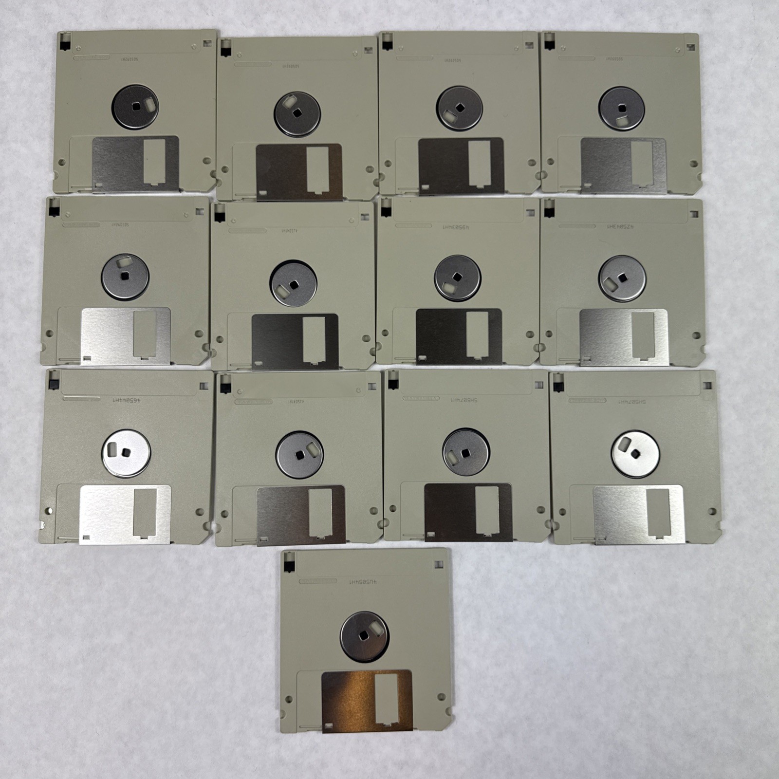 Microsoft Windows 95 Upgrade On 3.5″ Floppy Disks – Lot of 13 Disks /Diskettes