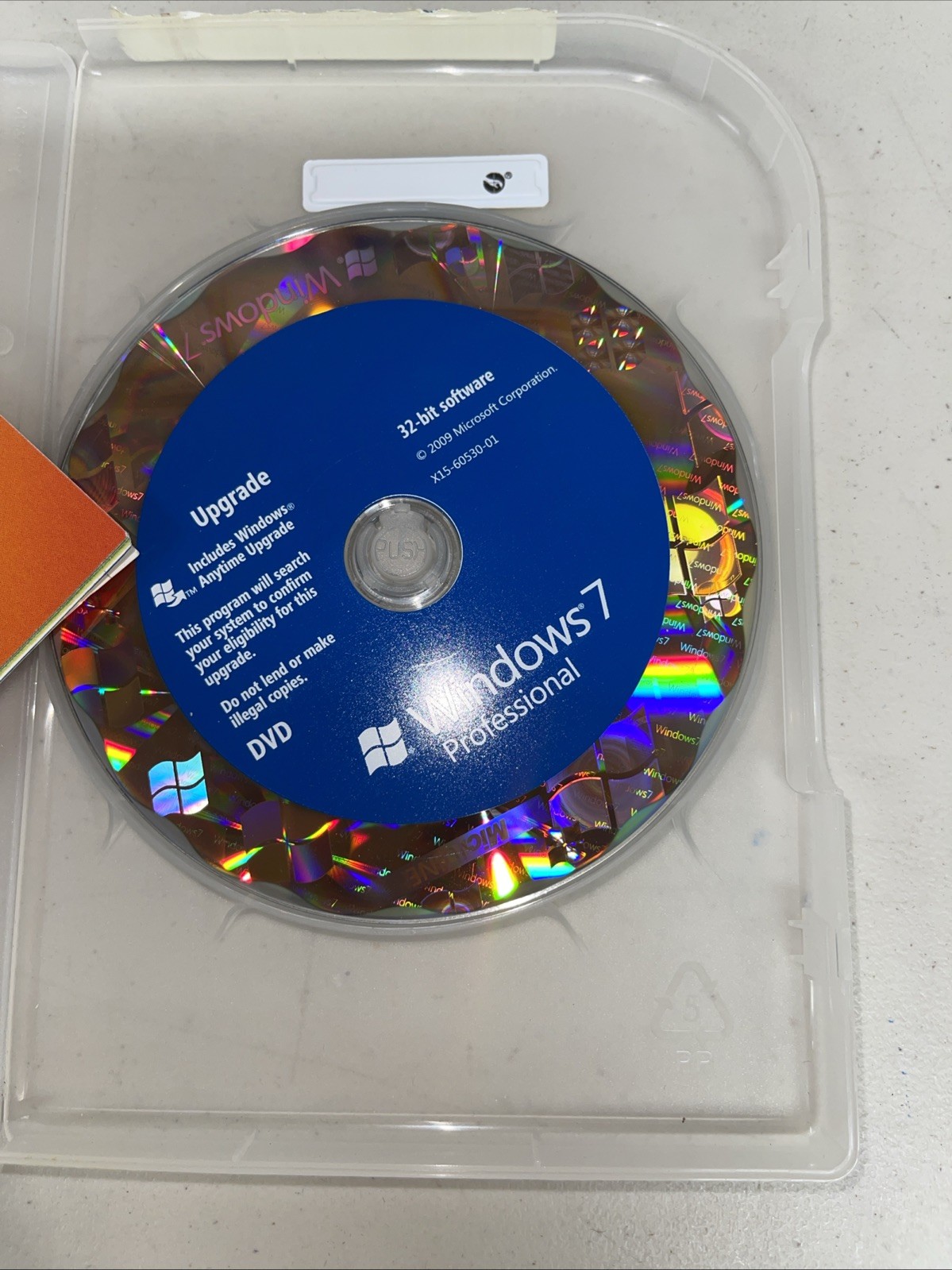 Microsoft Windows 7 Professional Upgrade 32/64 DVD with Key in Retail Box