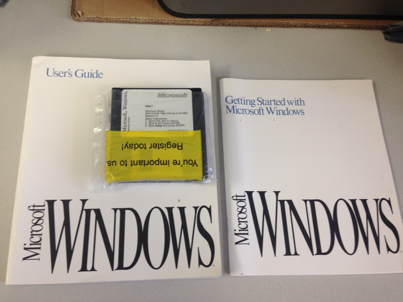 Genuine Microsoft Windows 3,1 Users Guide 6 Diskette 3 1/2″ Media Ver.