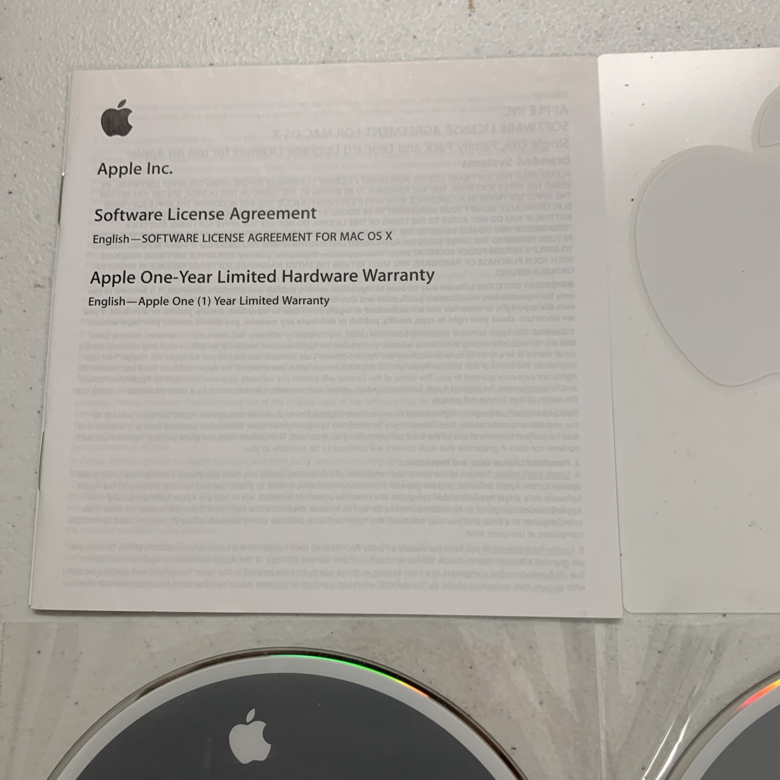 Apple iMac OS x 10.6.1 Everything Else Install Disc Install Discs & Manual