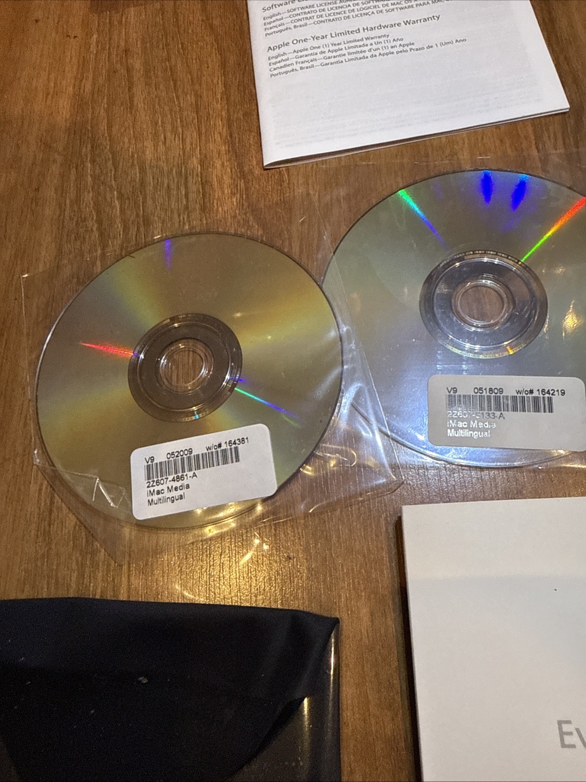 Macintosh iMac OS X 10.5.6 Install & Applications DVD OEM + Cloth, Stickers 2009