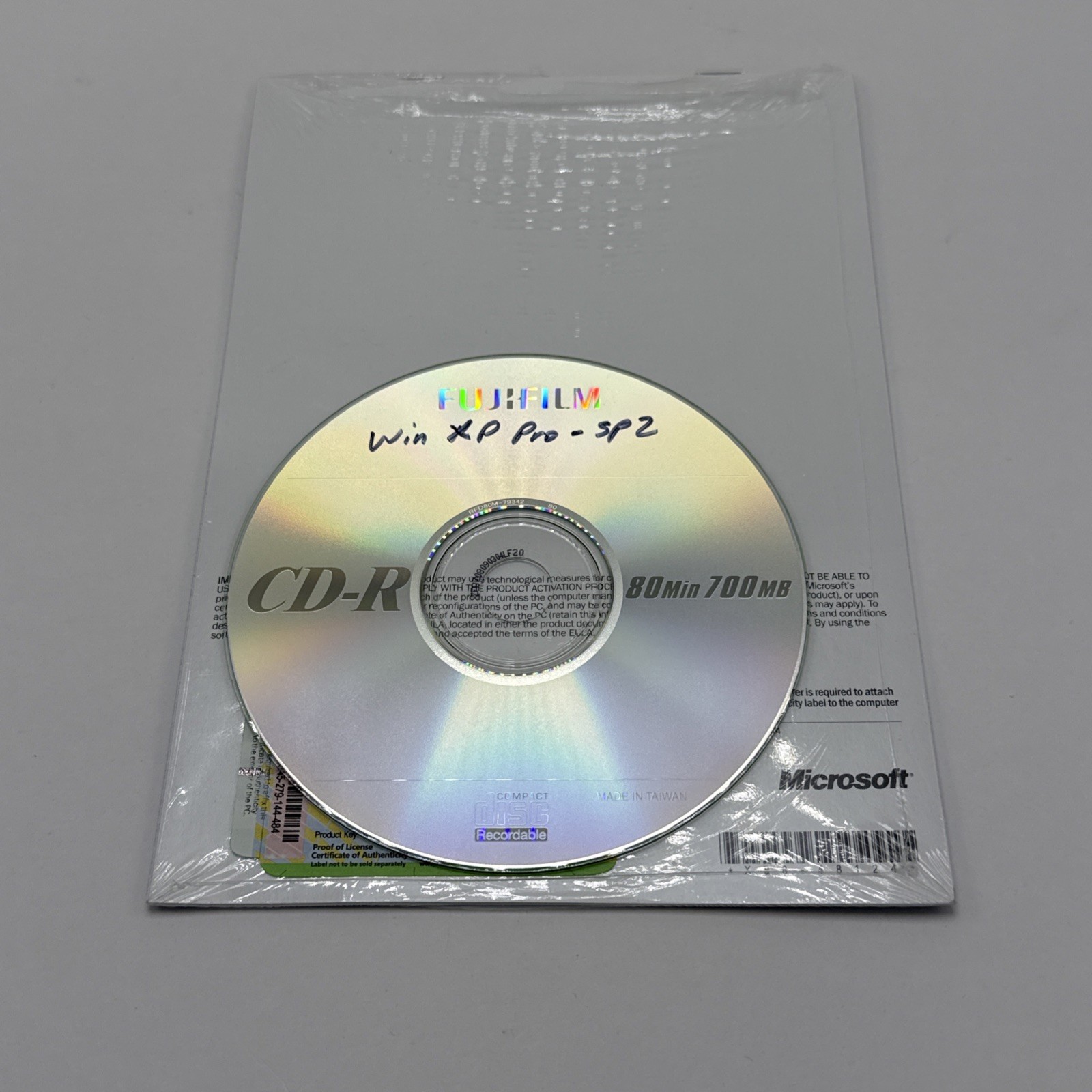 MICROSOFT WINDOWS XP PROFESSIONAL UPGRADE 2002 SP2 CIB W/KEY