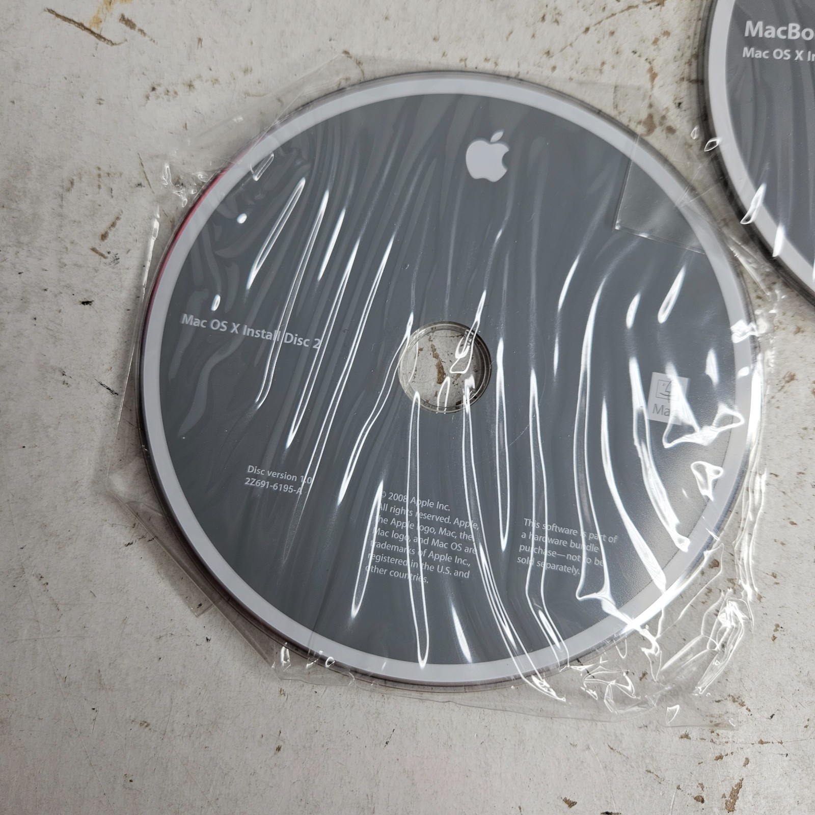MacBook Pro Mac OS X Install Disc 1 & 2 Version 10.5 2007 OEM