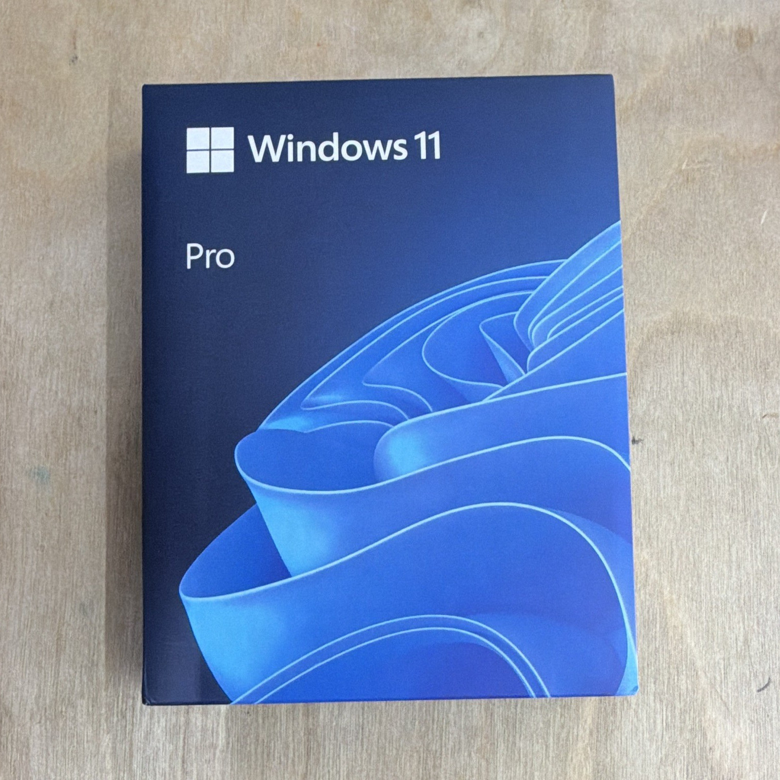 Microsoft Windows 11 Pro Retail License USB (English) 1 Device HAV-00163