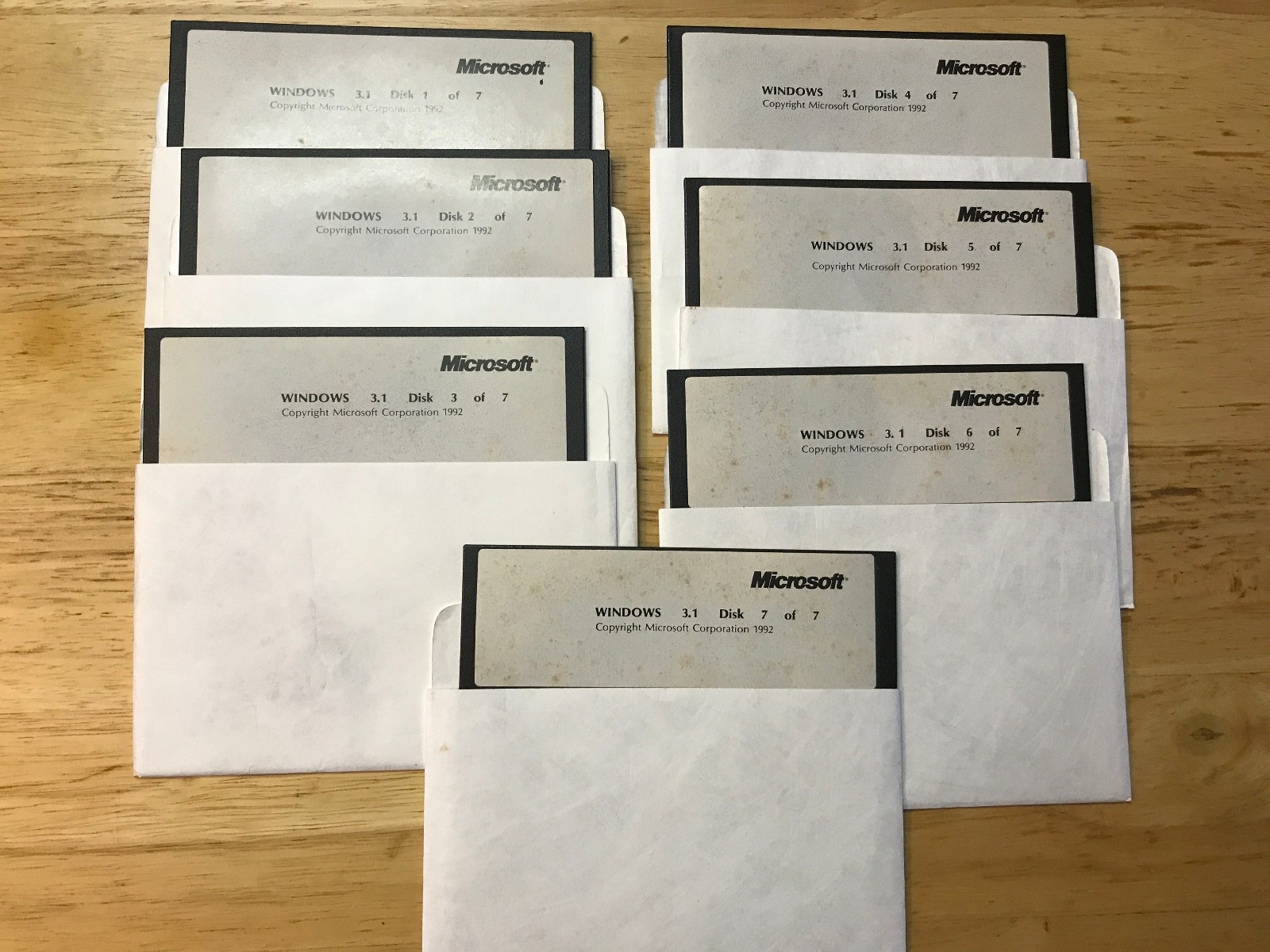 MICROSOFT WINDOWS 3.1 – 5.25″ DISKS W HARDSHELL CASE