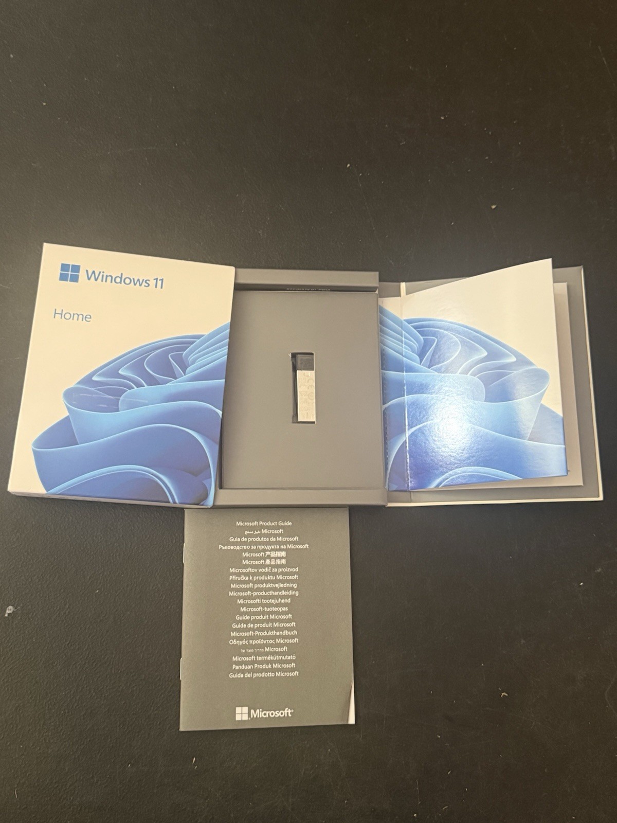 Microsoft Windows 11 Home USB License Product Key 64 Bit HAJ-00108 Activation