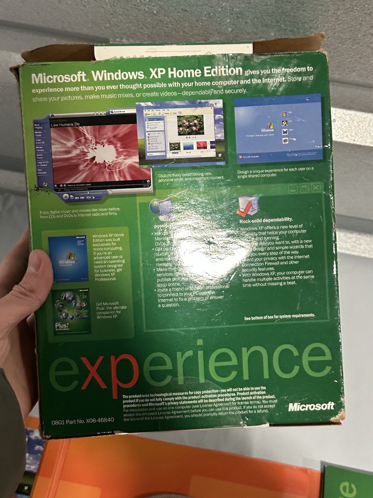 Microsoft Windows XP Home Edition – Full Version with Service Pack 2 CD-ROM