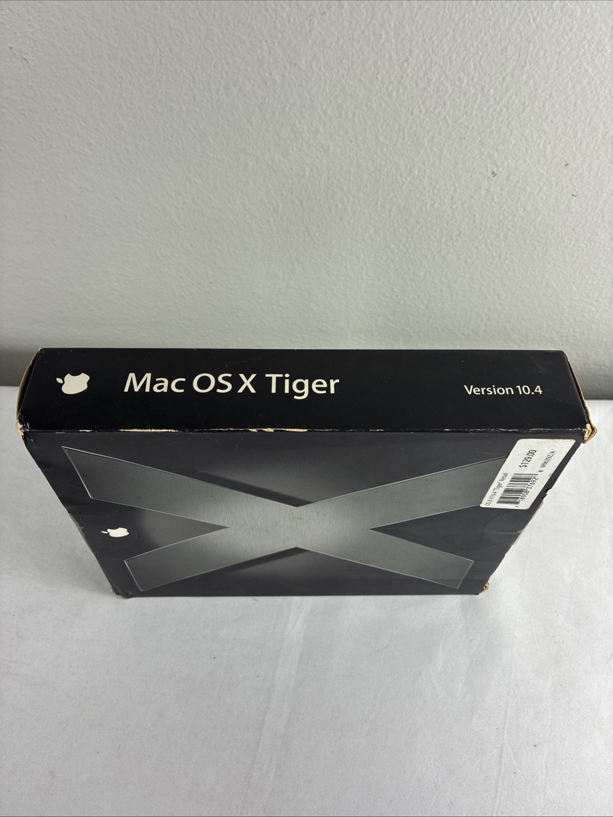 Boxed Apple Mac OS X 10.4 Tiger (M9639Z/A)