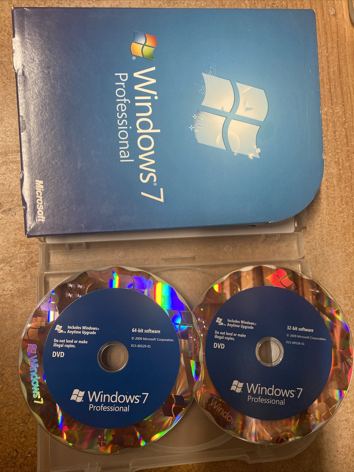 Microsoft Windows 7 Professional 32/64 Bit Full Version (FQC-00129)