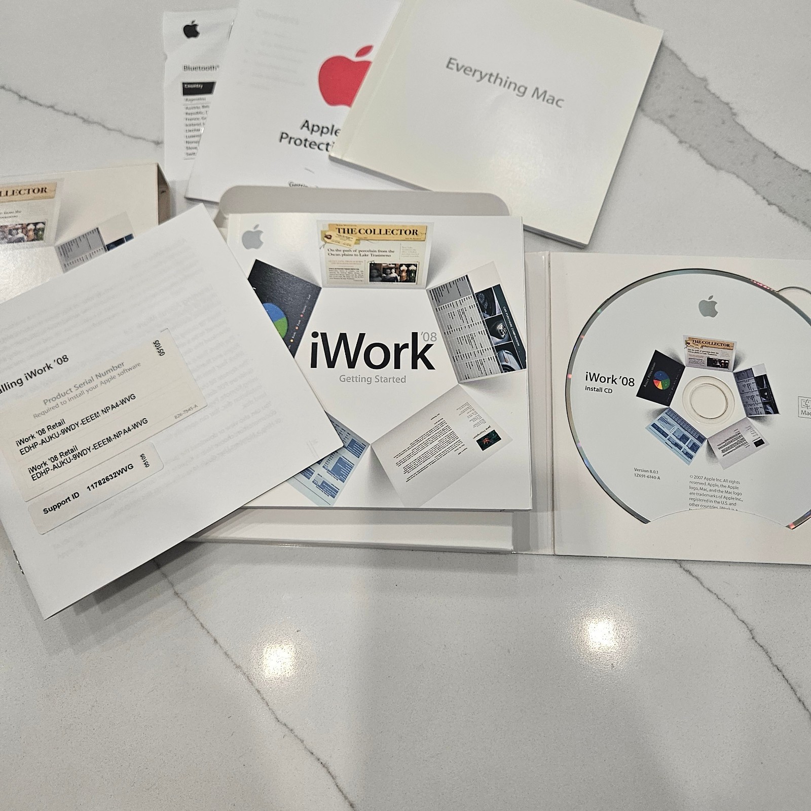 Mac OS x Snow Leopard 10.6.3 iWork 08 Complete with Manuals CD and Key