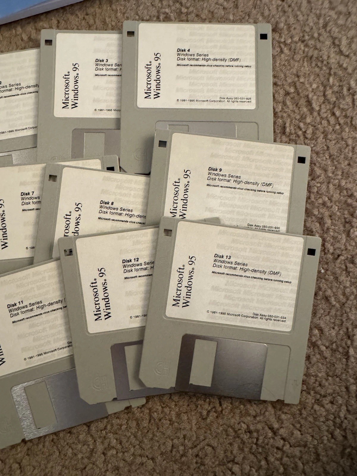 Microsoft Windows 95 Floppy Disk Lot of 14 High Density 3.5″ DMF Boot UNTESTED