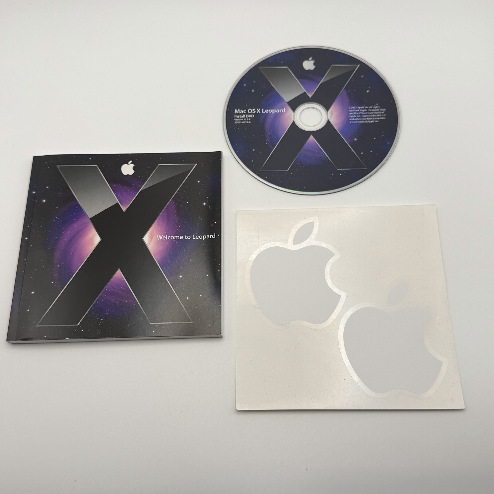 Apple Mac OS X Leopard Version 10.5.4 MB576Z/A Install Software Box Manual