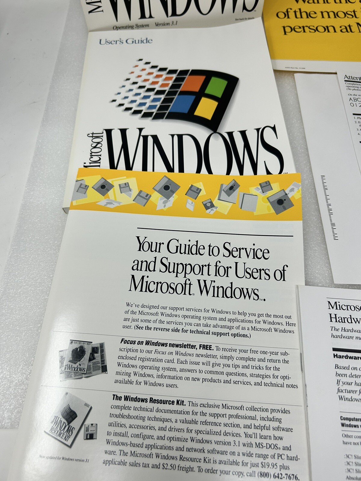 Microsoft Windows 3.1 UPGRADE Edition For Windows 3.0 or 2.X Users 3.5″ Disks