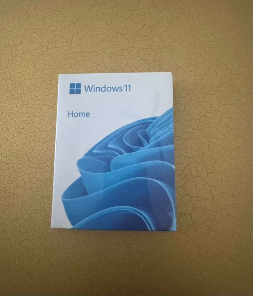 New Windows 11 Home Retail USB Flash Drive License Key Factory Sealed Lot 5 Pack