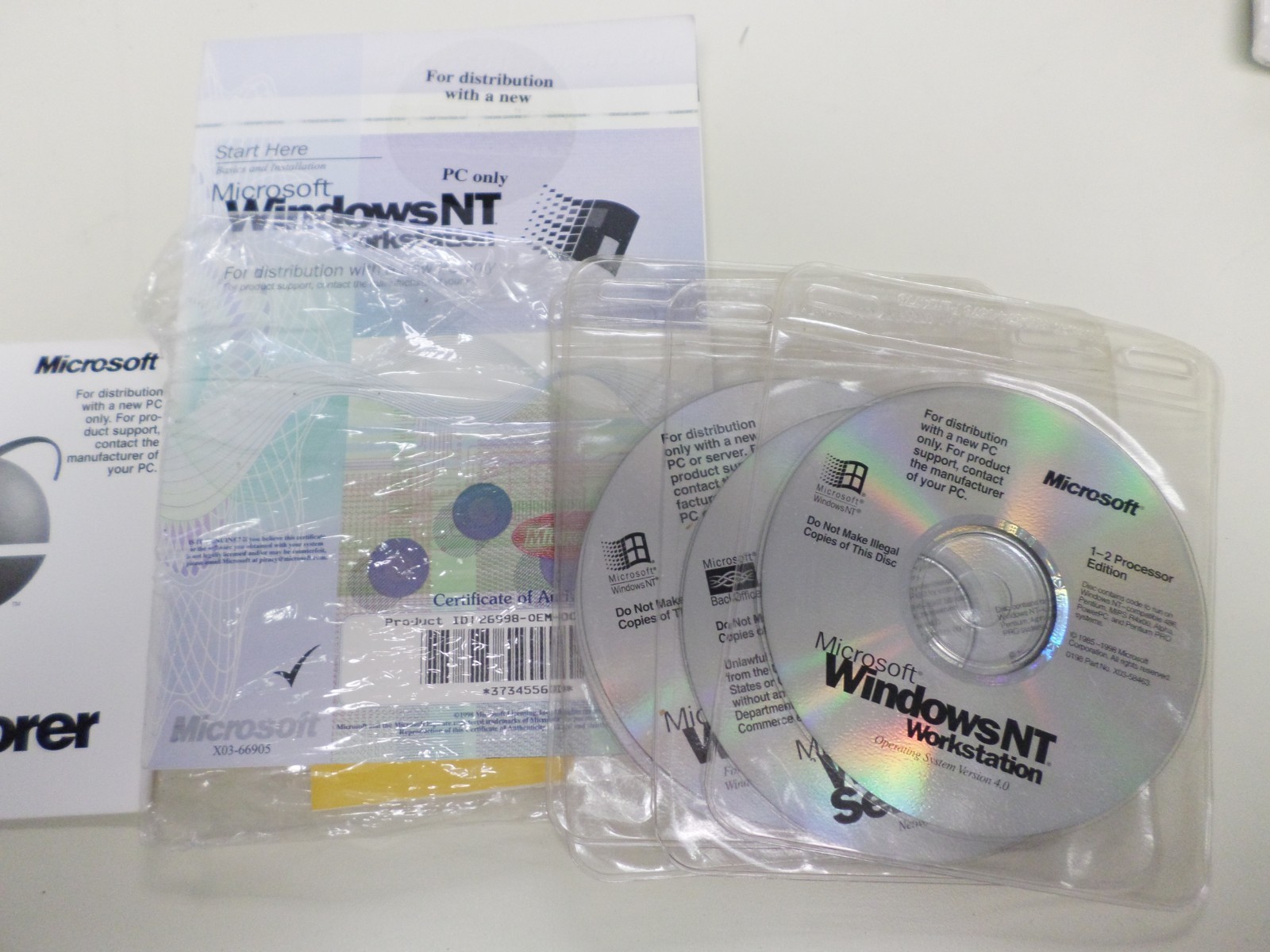 Microsoft Windows NT Service Pack 3 and Server For Workstation/Server With 4 CD