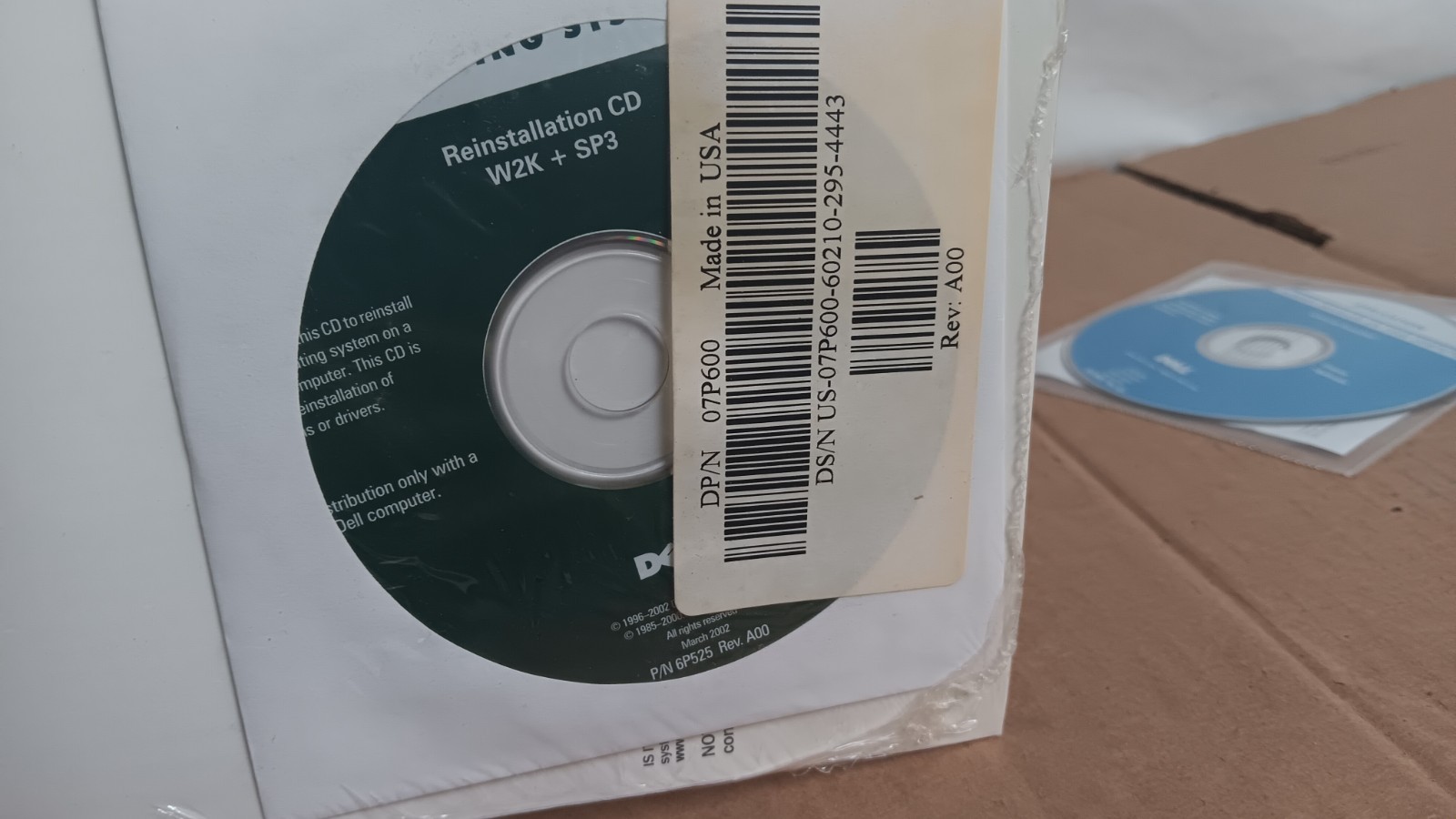 Dell Microsoft Windows 2000 Professional SP3 Full Operating System + Product key
