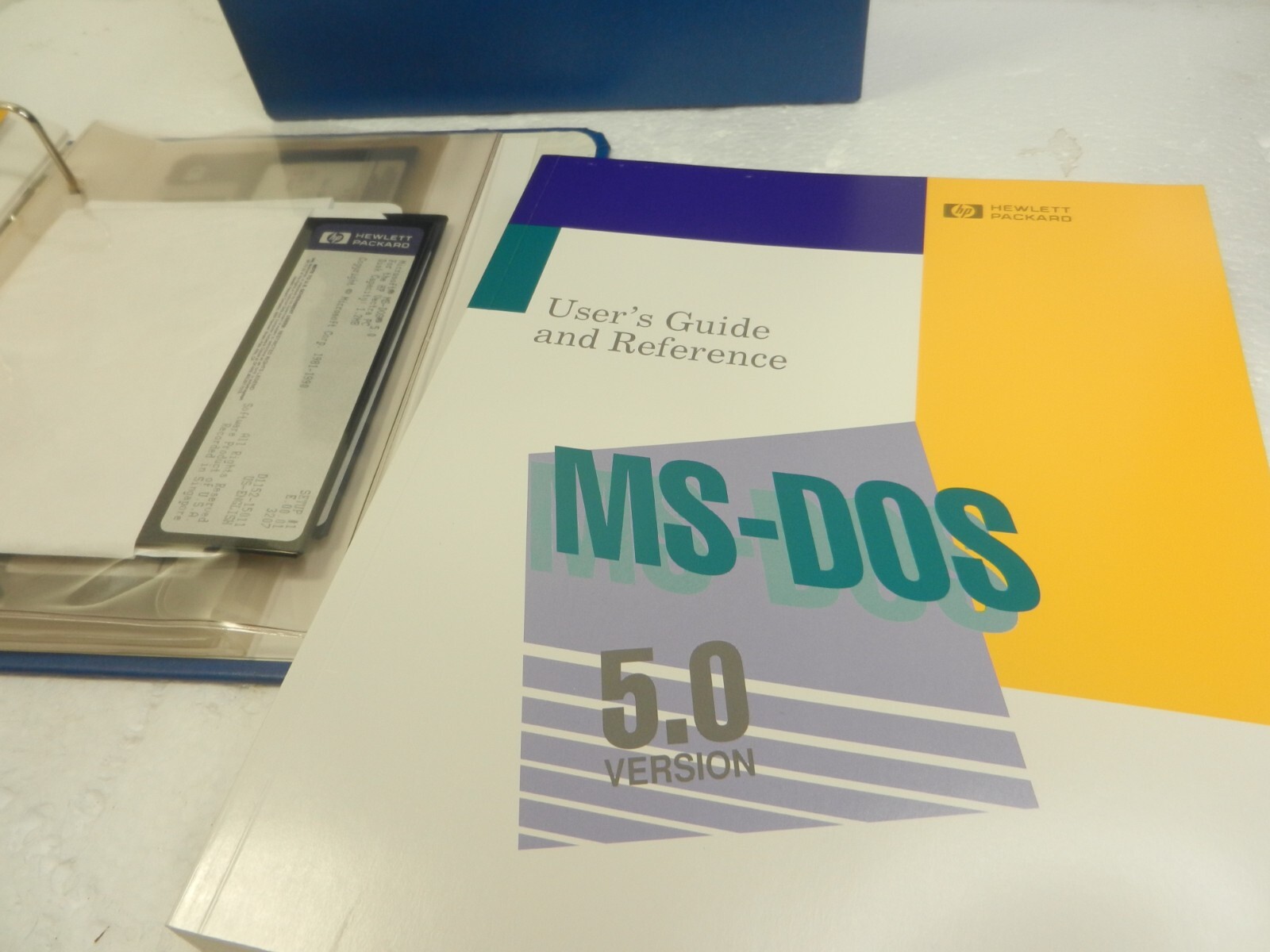 Microsoft DOS 5.0 VINTAGE Hewlett Packard HP BINDER 3.5″ & 5.25″ Floppy Disks