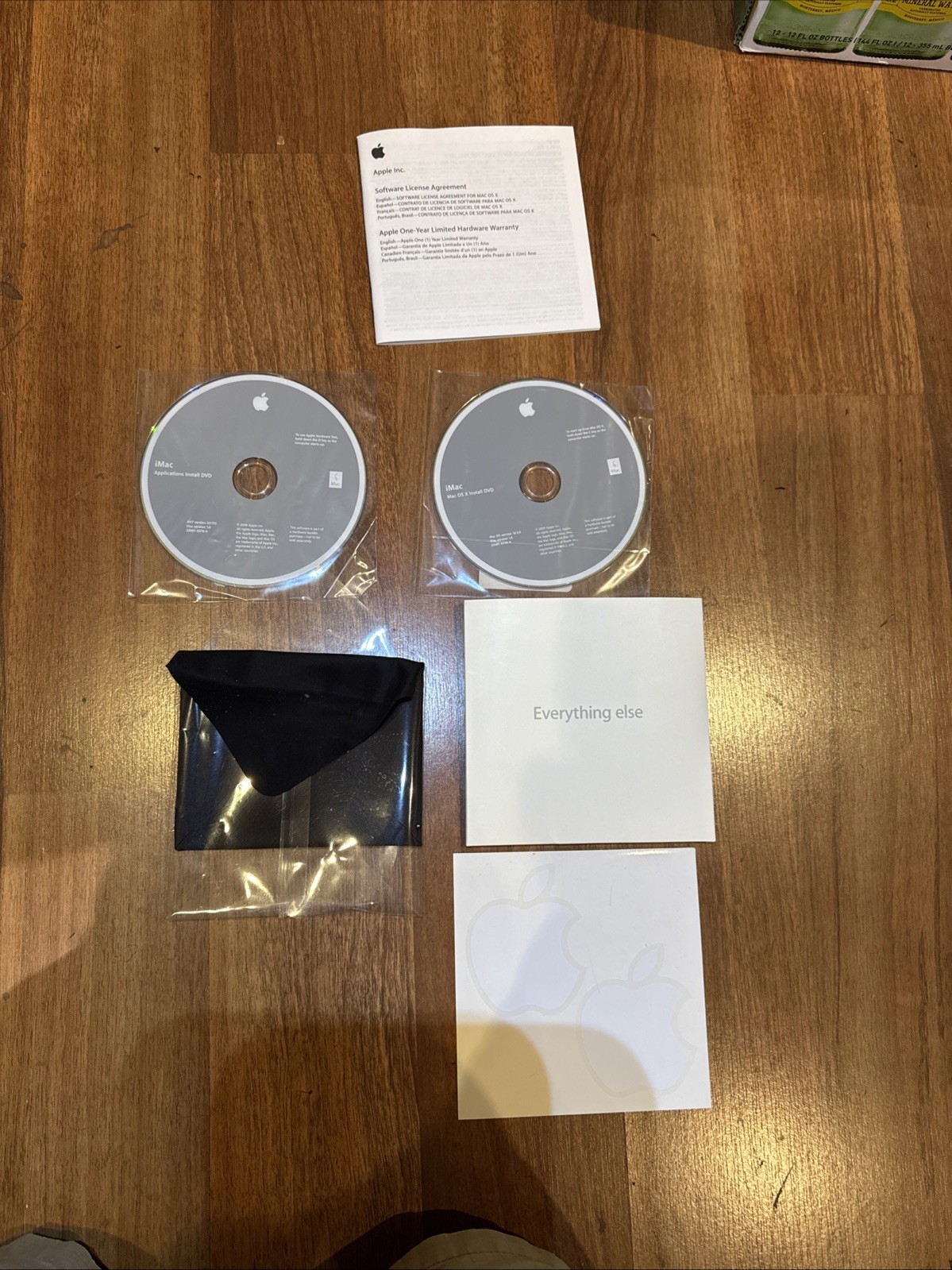 Macintosh iMac OS X 10.5.6 Install & Applications DVD OEM + Cloth, Stickers 2009