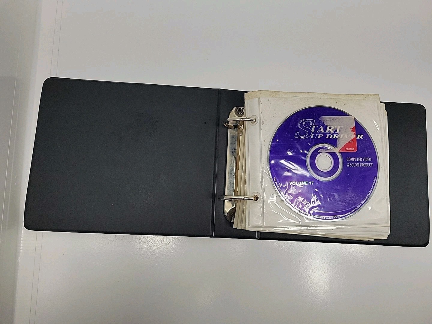 Windows 98 Software Cds Audigy Quicken Money 98 Pinnacle Encarta More No Cd Keys