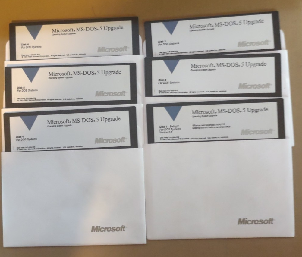 Microsoft MS-DOS 5.0 Upgrade Includes 5.25″ Disks