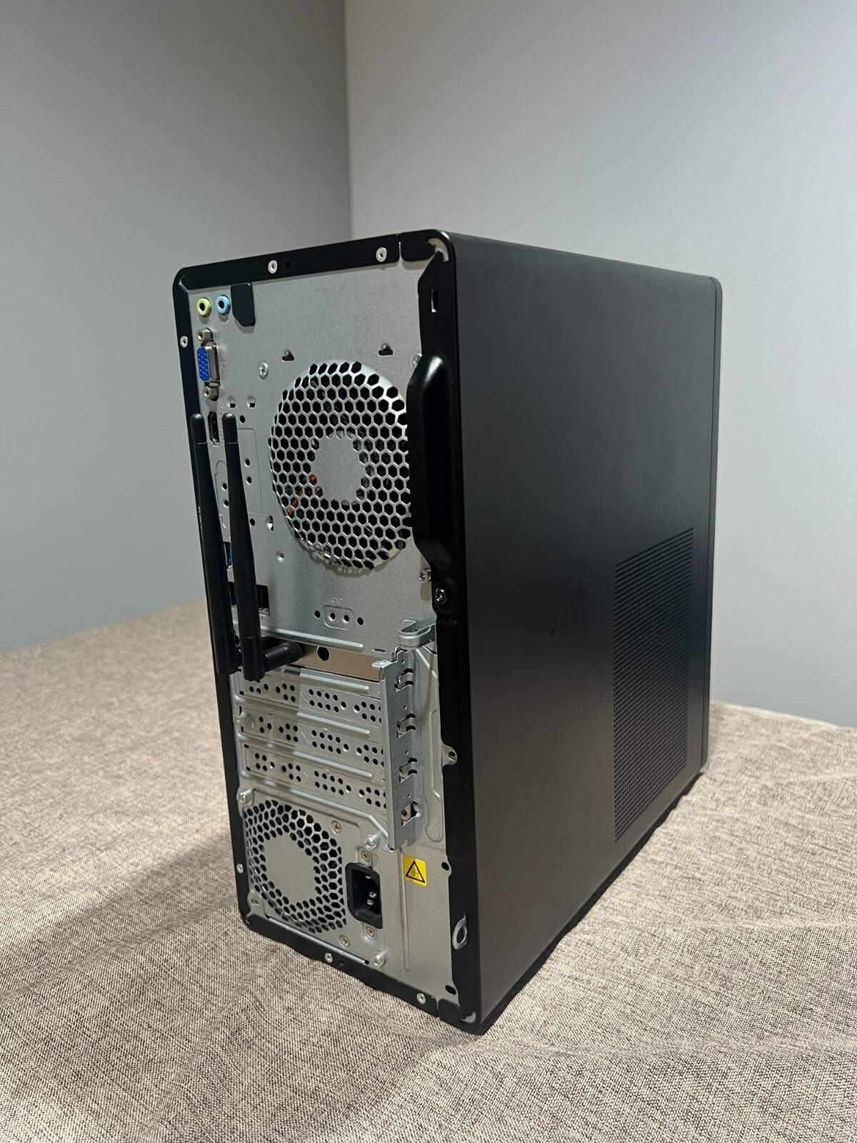 HP Windows 10 Desktop PC AMD Ryzen 3 5300G 4.0 GHz up to 4.2 GHz 16GB DDR4 Wifi