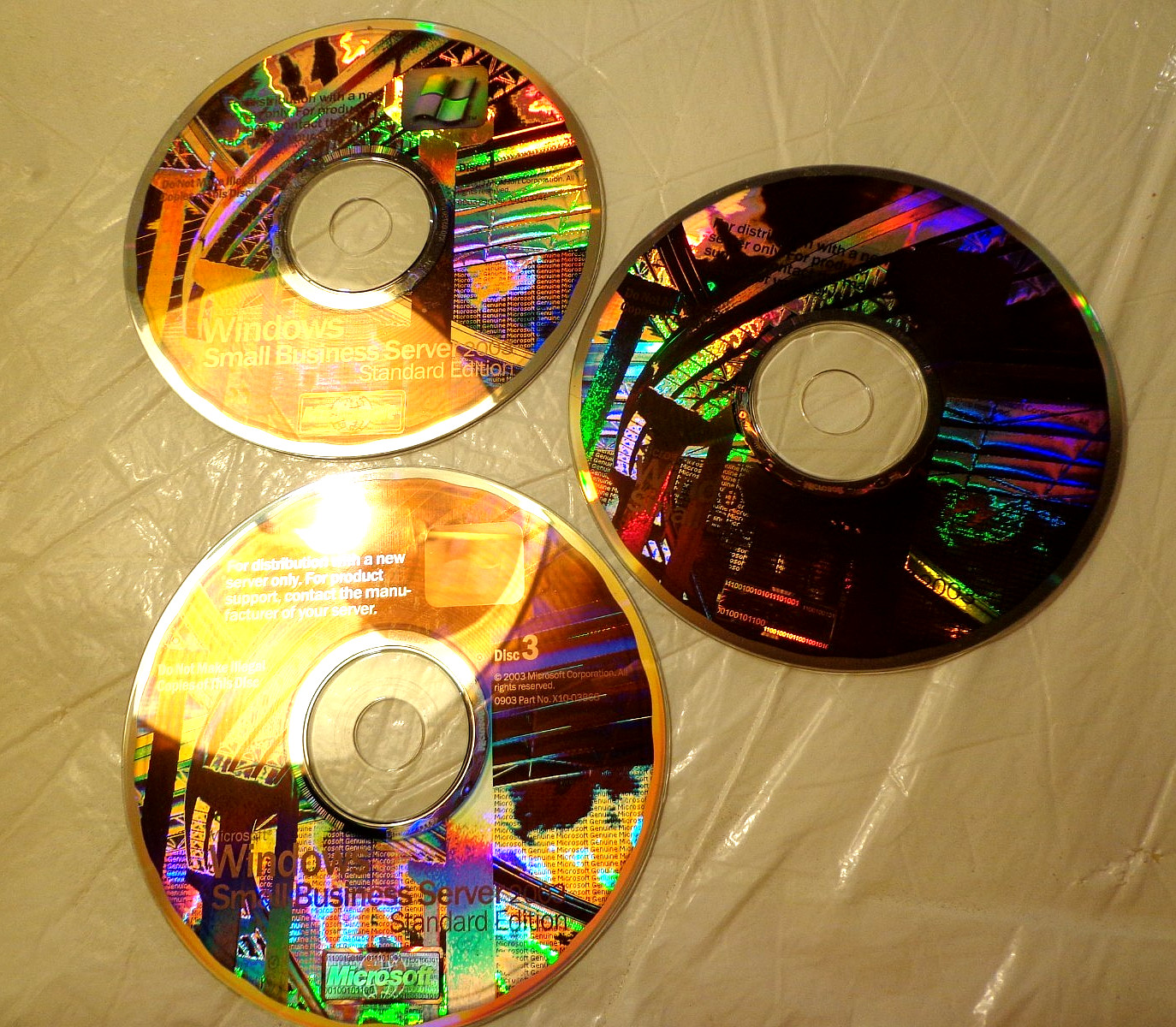 MS Windows Small Business Server 2003 w/code-3 Mint CD’S