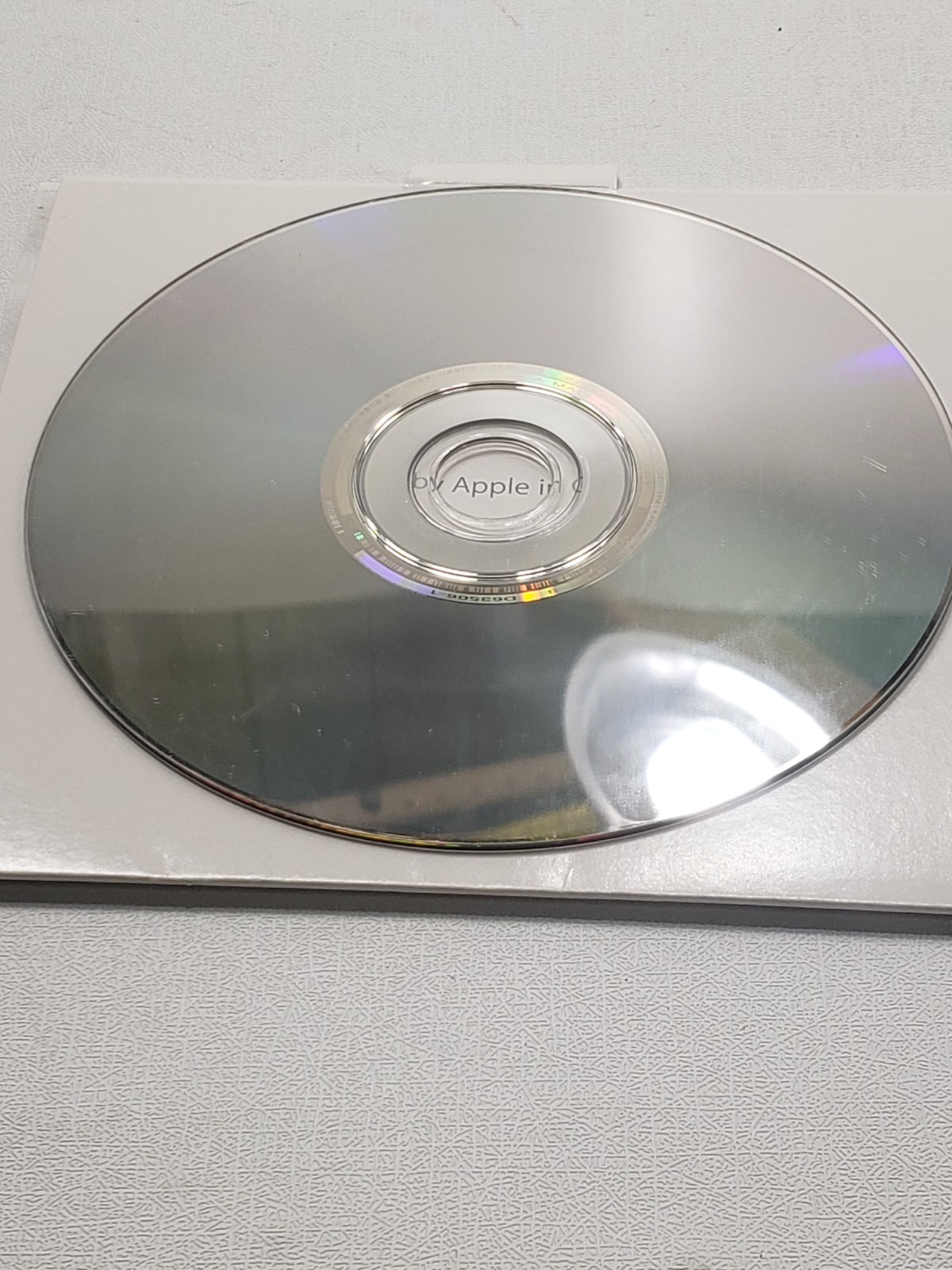 Apple Mac OS X Leopard 10.5.1 MB427Z/A & Snow Leopard 10.6 Retail Lot