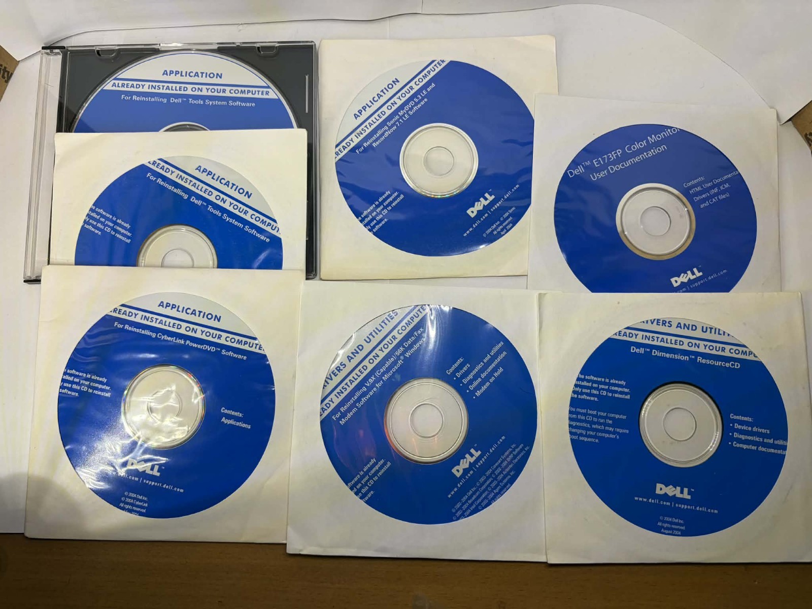 Dell Operating System Reinstallation CD Lot Microsoft, Windows, XP (Lot of 8)