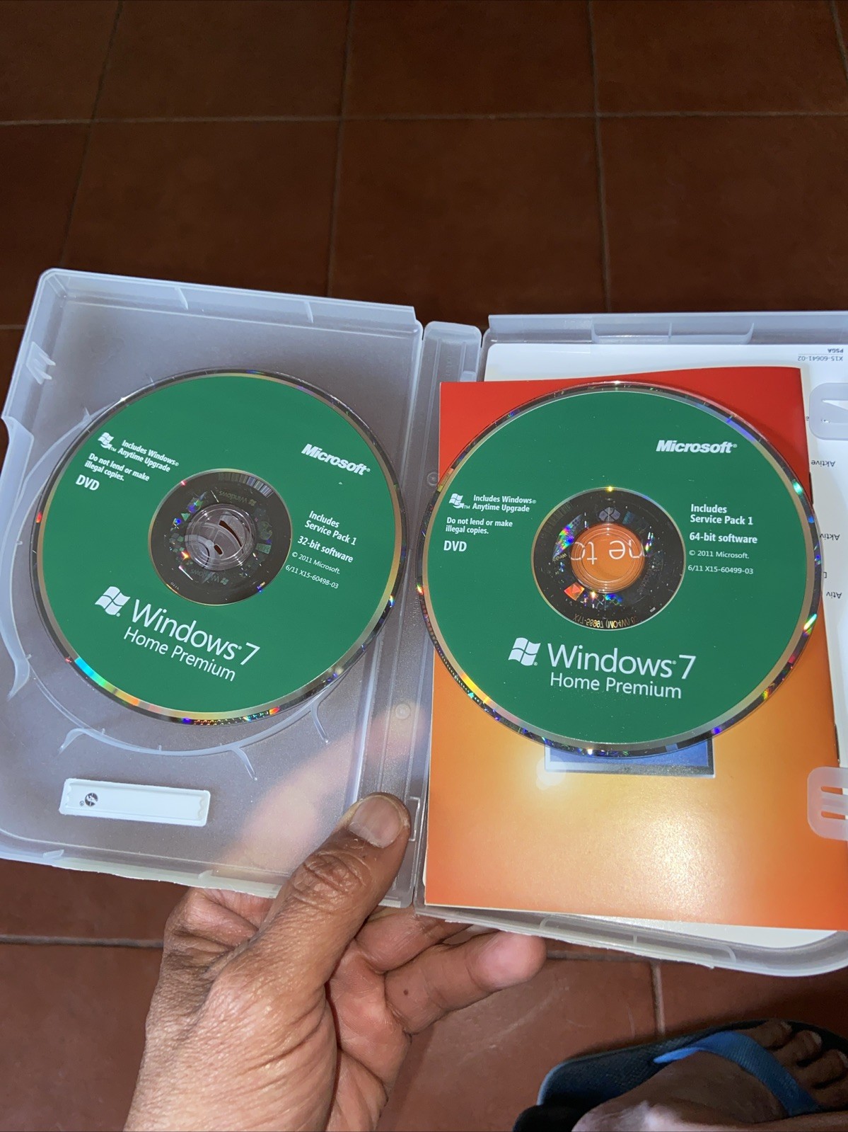 Microsoft Windows 7 Home Premium Full w/SP1 32 Bit & 64 Bit DVD MS WIN