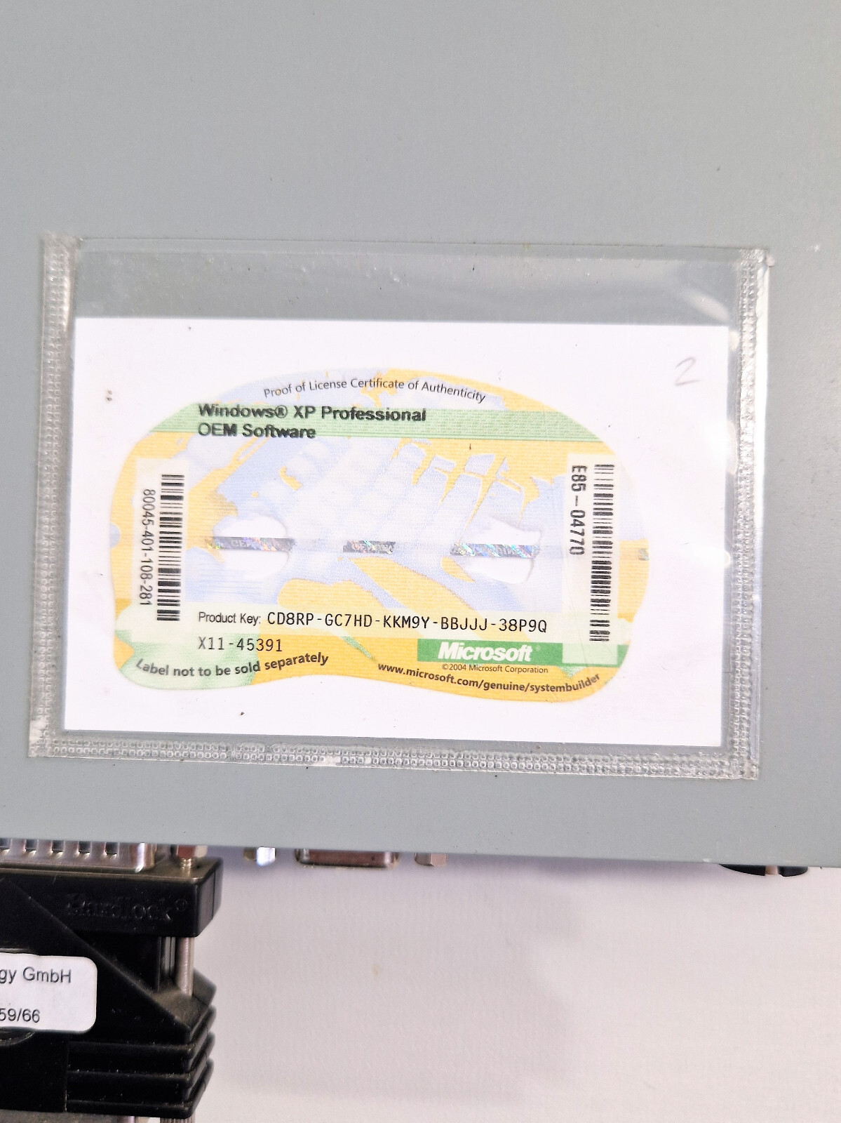 Flytech TecInology K1-3720-NNN + Windows XP Professional OEM Software