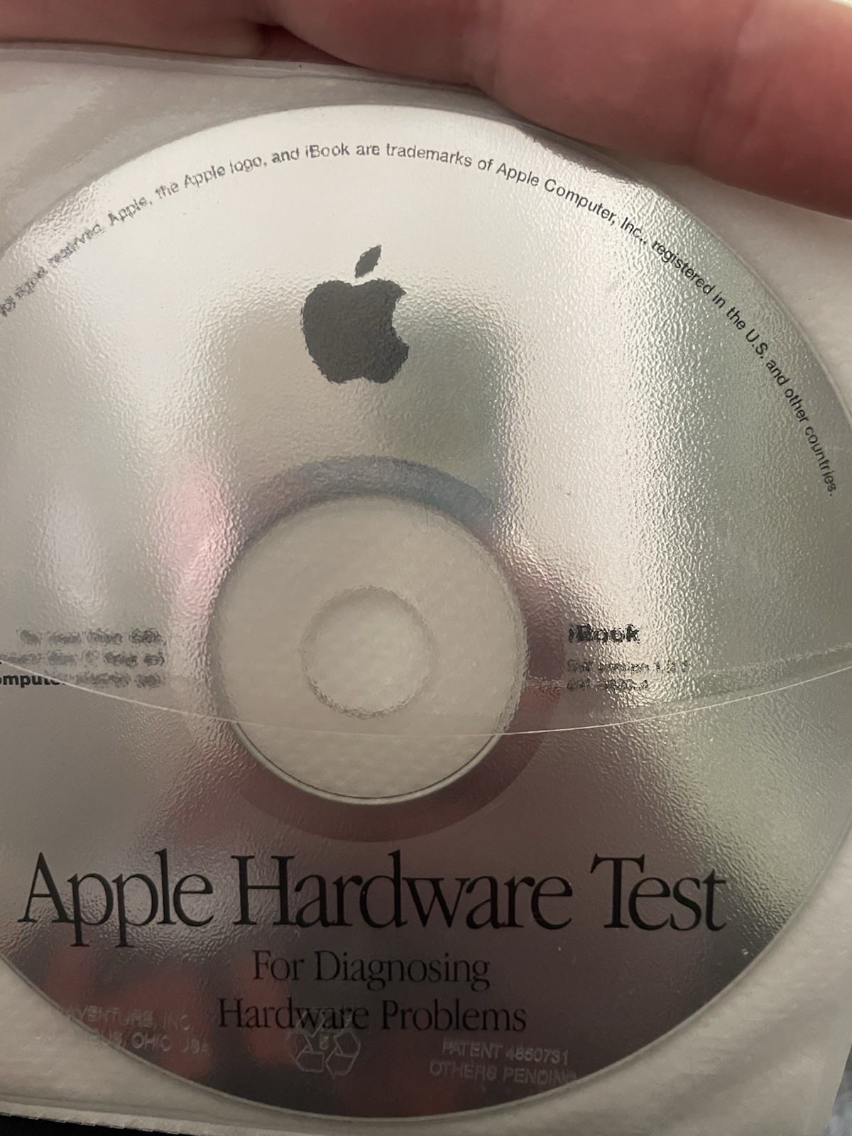 Rare Vintage Apple 16 Disc DVD CD iBook 691-3539-A Install Media 2004 iPhoto 1.3