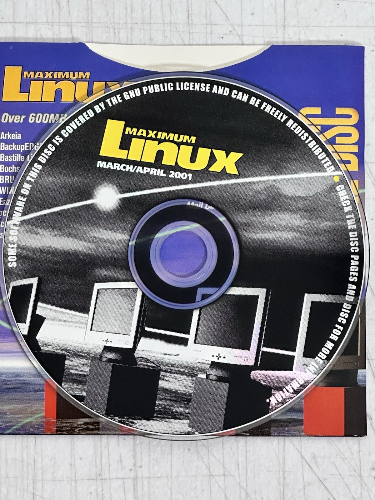 Early 2000s PC Gaming Linux Software Demos Lot Maximum Magazine CD-ROMs Vintage