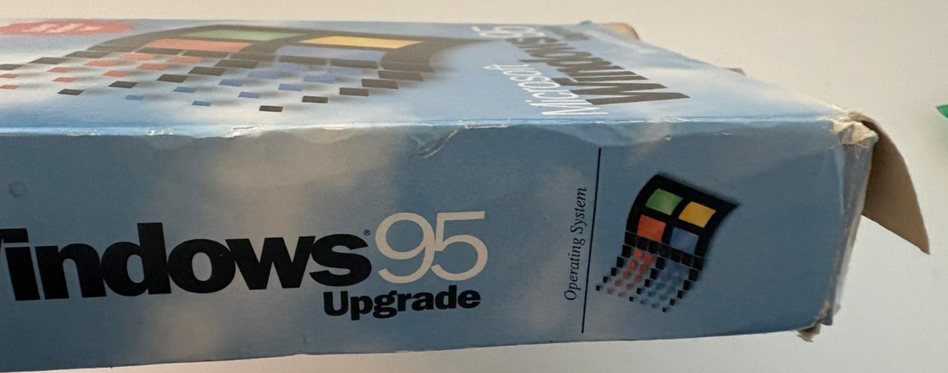 Microsoft Windows 95 Upgrade for Windows and DOS 3.5” Floppy Disks – Read Desc