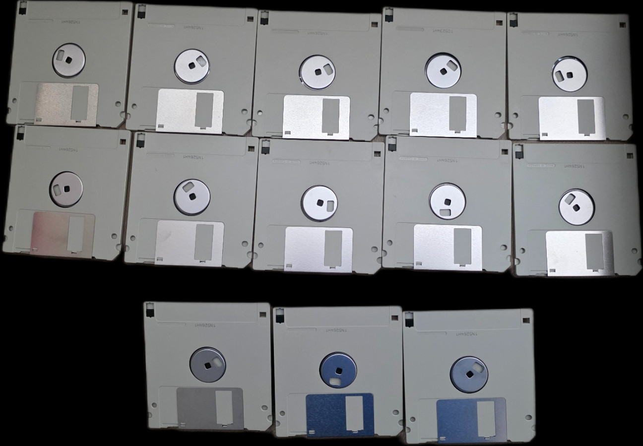 Vintage Microsoft Windows 95 Upgrade Complete 13 Disk 3.5″ Floppy Disk Set