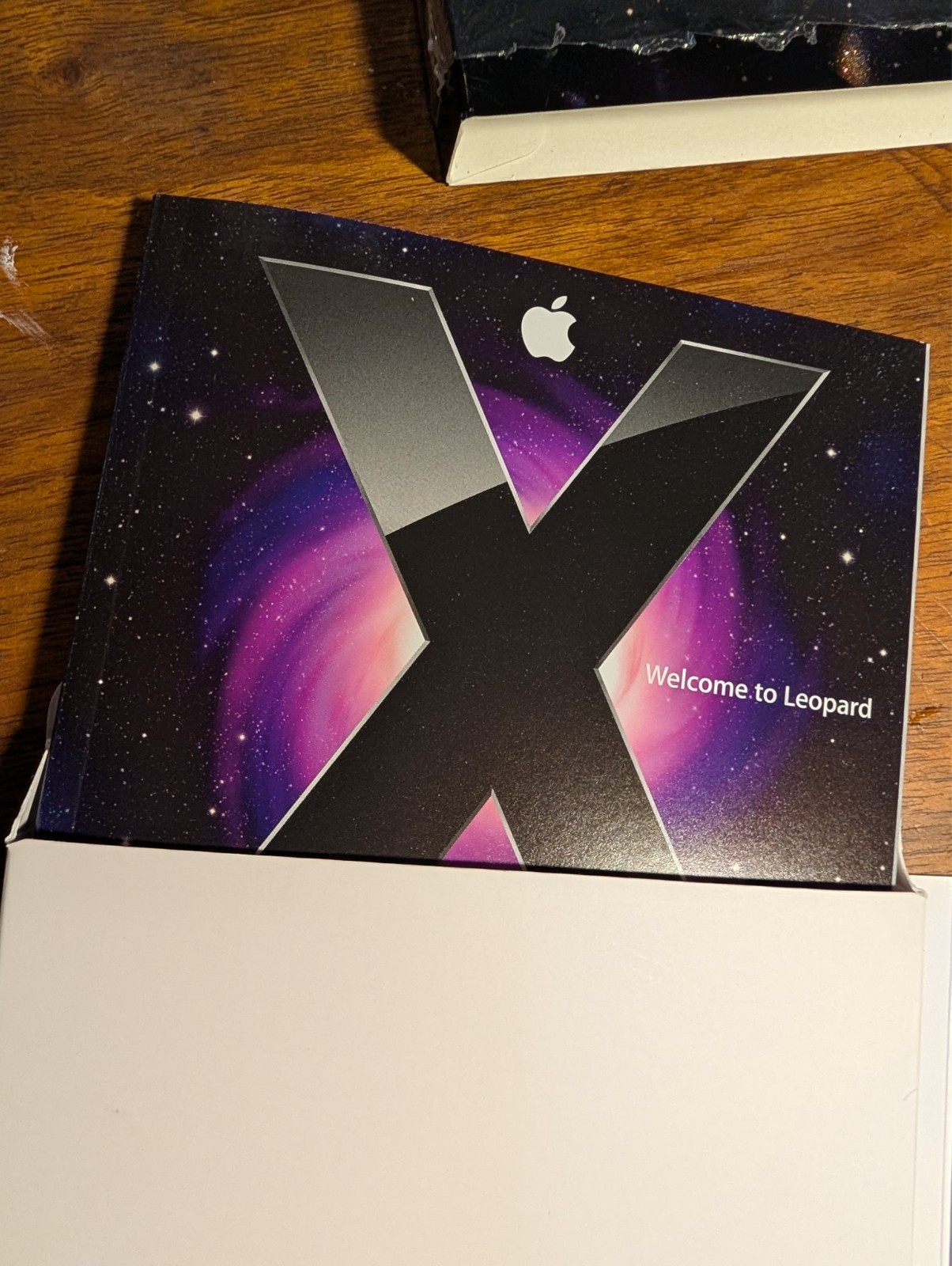 Apple Mac OS X 10.5.6 Leopard Retail and Life 09 & DVD & Memory Module