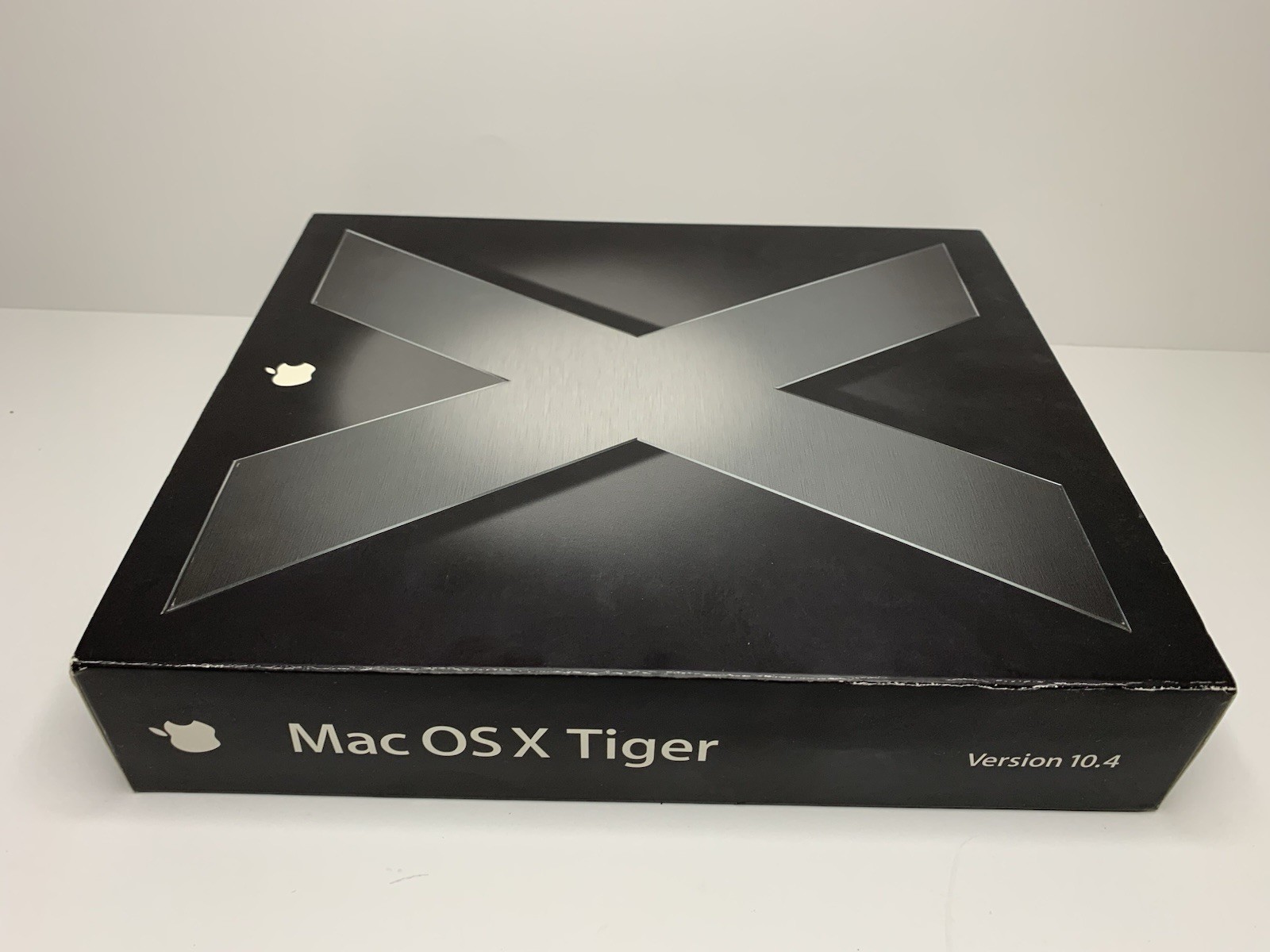 Apple Mac OS X 10.4.3 Tiger Full Version for Mac M9639ZA