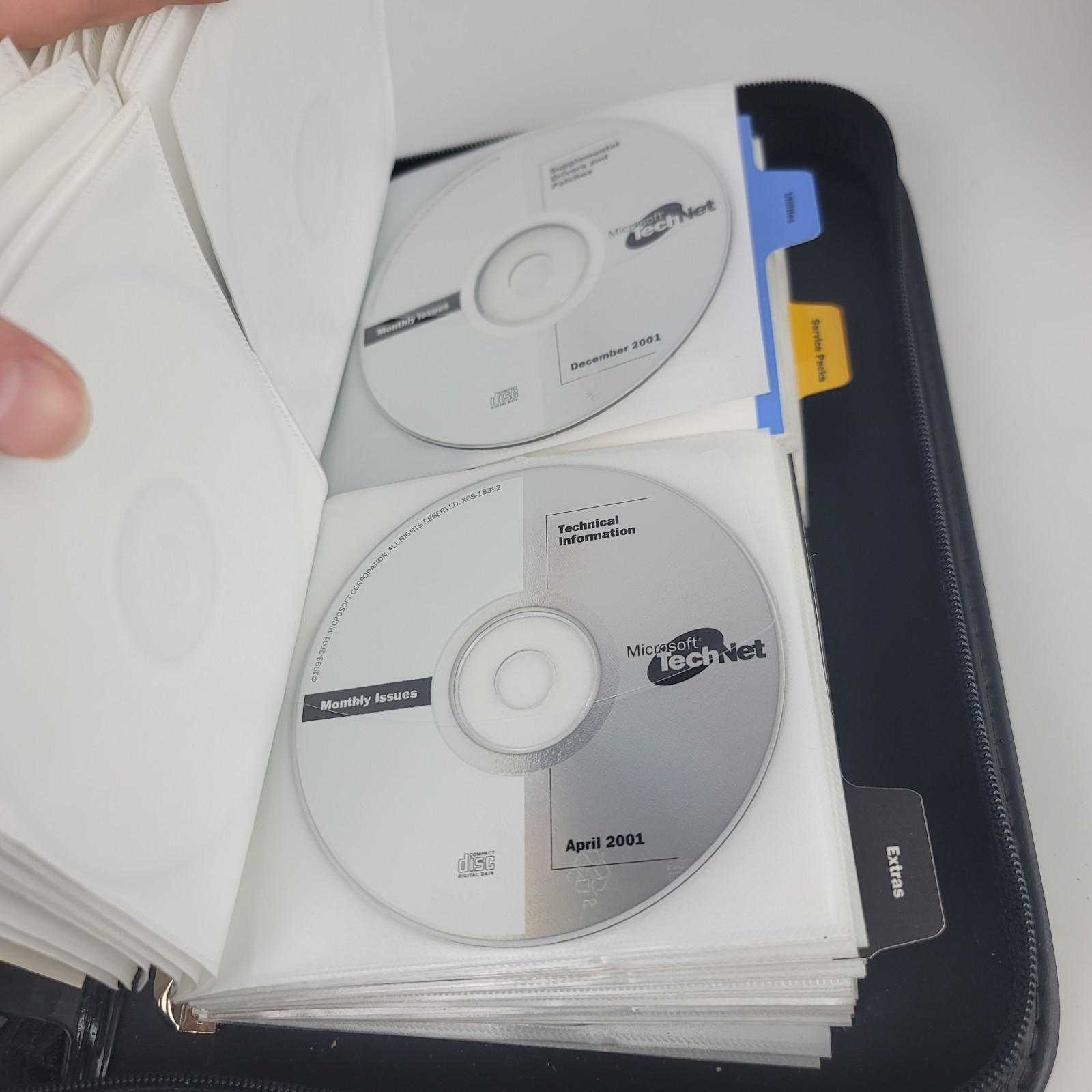 Vtg Microsoft Tech Net Plus Monthly CD Subscription 1999 2001 Discs Drivers