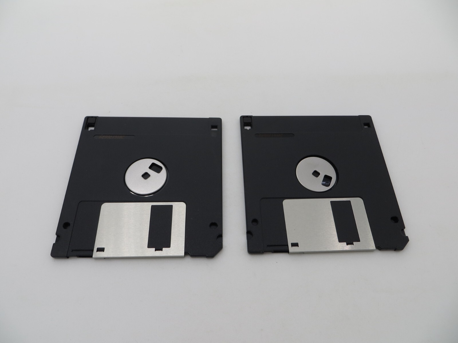 pcANYWHERE32 for Windows 95 and NT 3.5″ Floppy Disks 30 Day Evaluation 4 discs