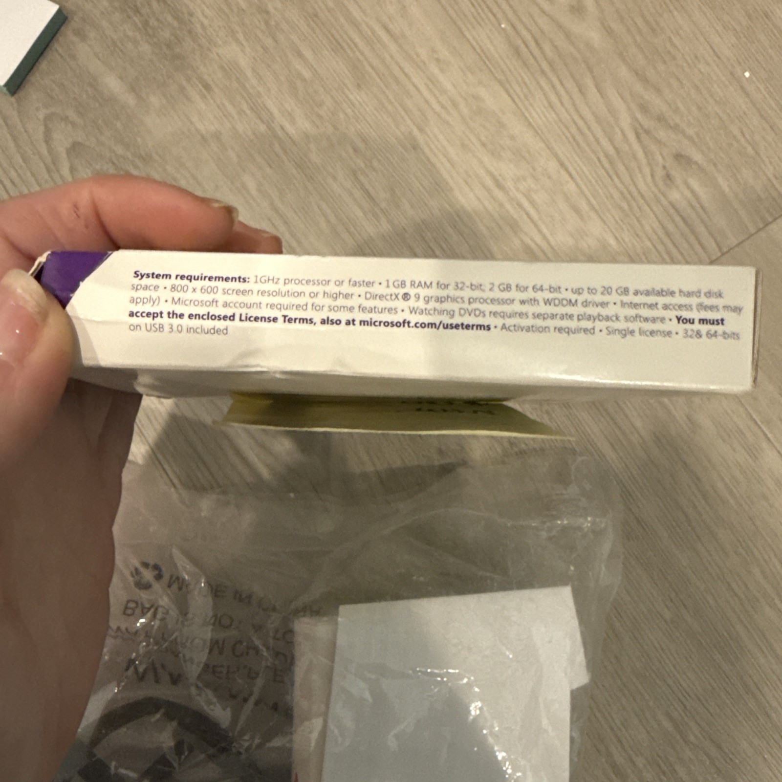 Microsoft Windows 10 Pro 32/64 Bit Flash Drive (FQC08789)