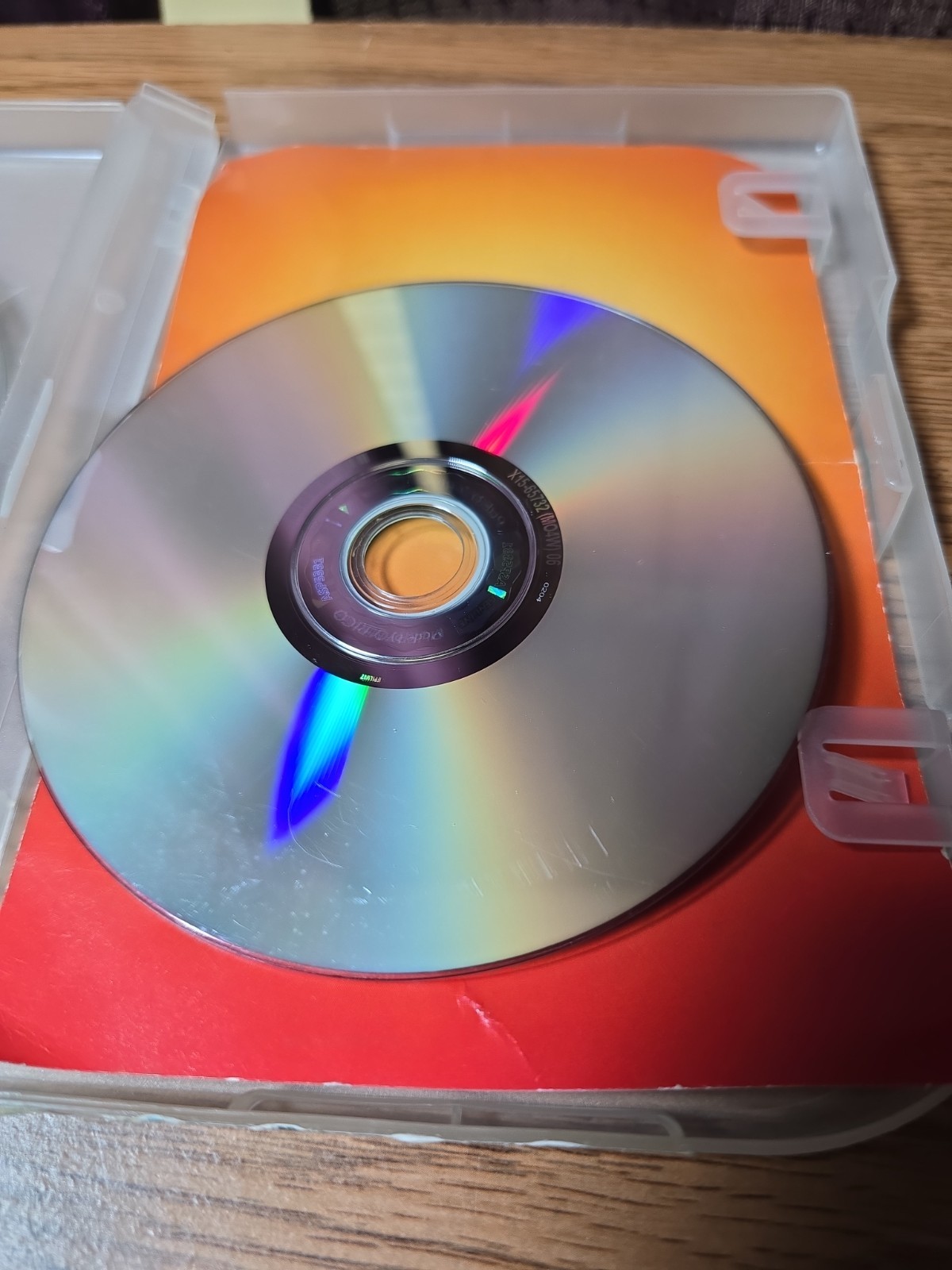 Microsoft Windows 7 Home Premium 32 & 64 Bit Version DVD w/ Product Key