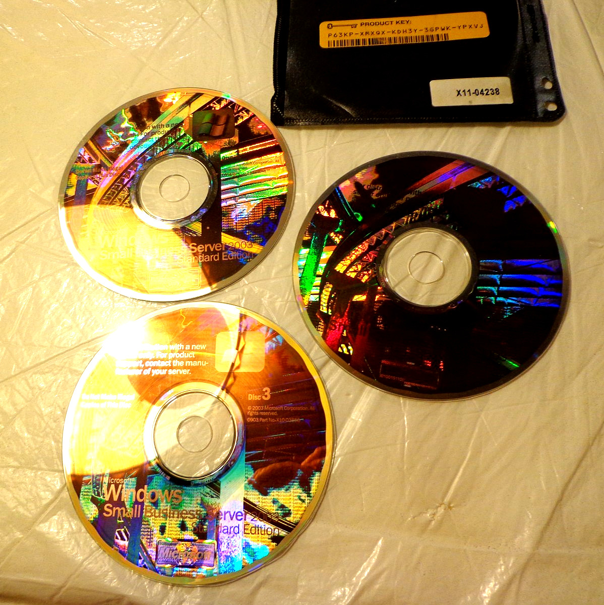 MS Windows Small Business Server 2003 w/code-3 Mint CD’S