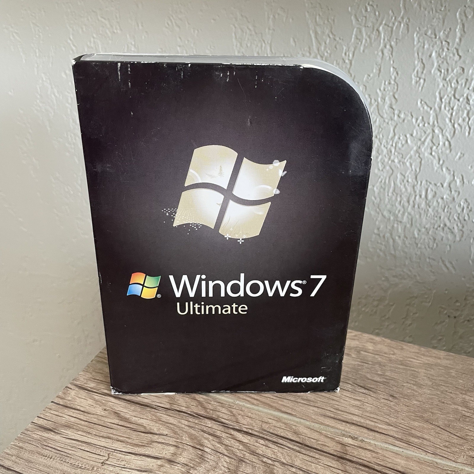 Microsoft Windows 7 Ultimate 32 Bit and 64 Bit DVDs Box License Key