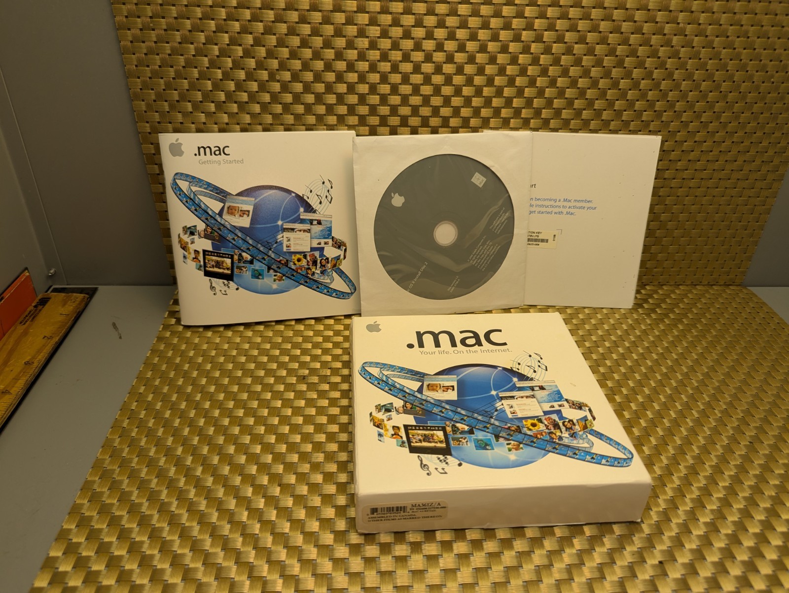 Mac OS X, Version 1 Install Disc 2 DVD 2006 2Z691-5796-A
